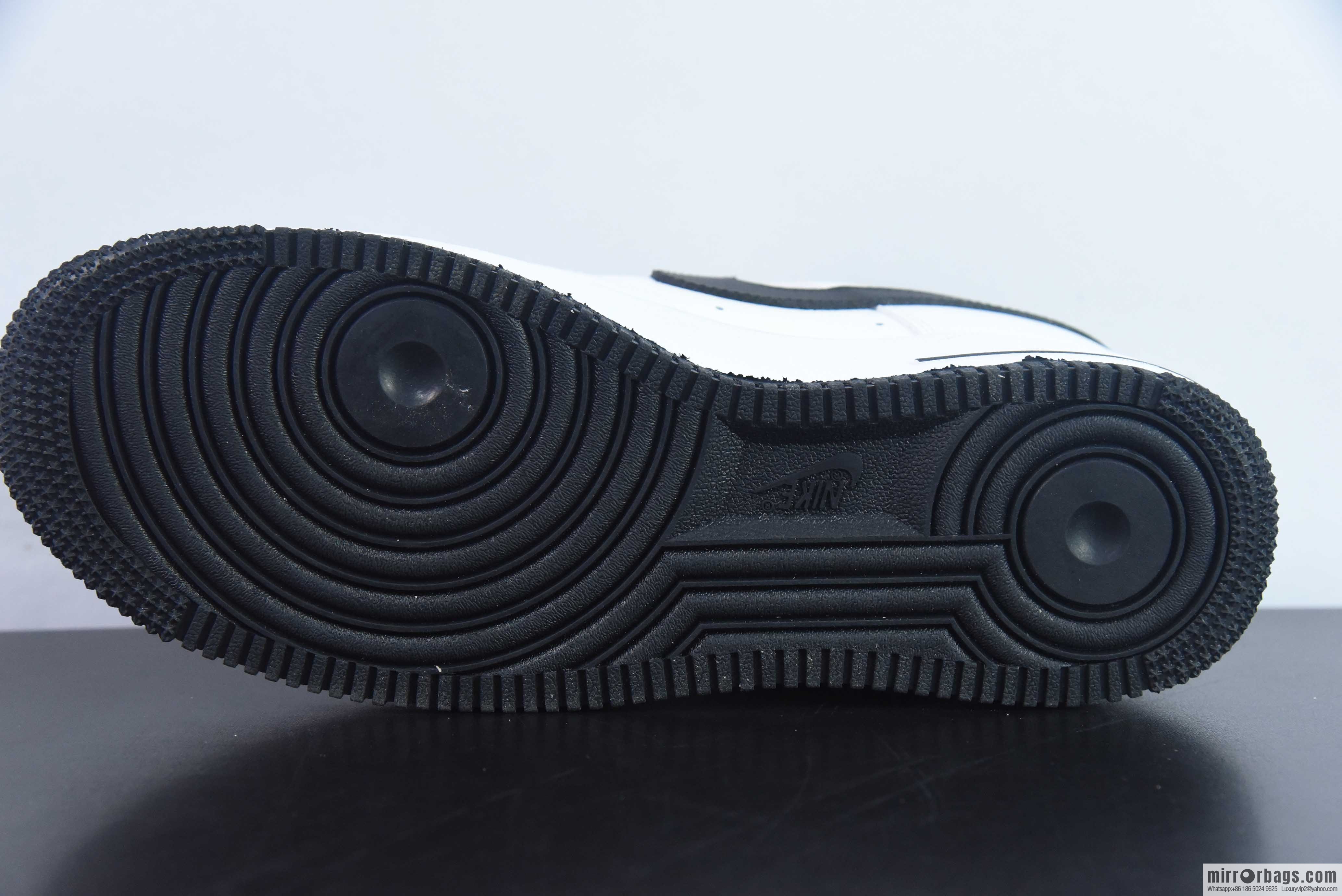 Nike Air Force 1 Low Air Force One low-top versatile recreational sports shoes, black and white, item number: DH7561-102