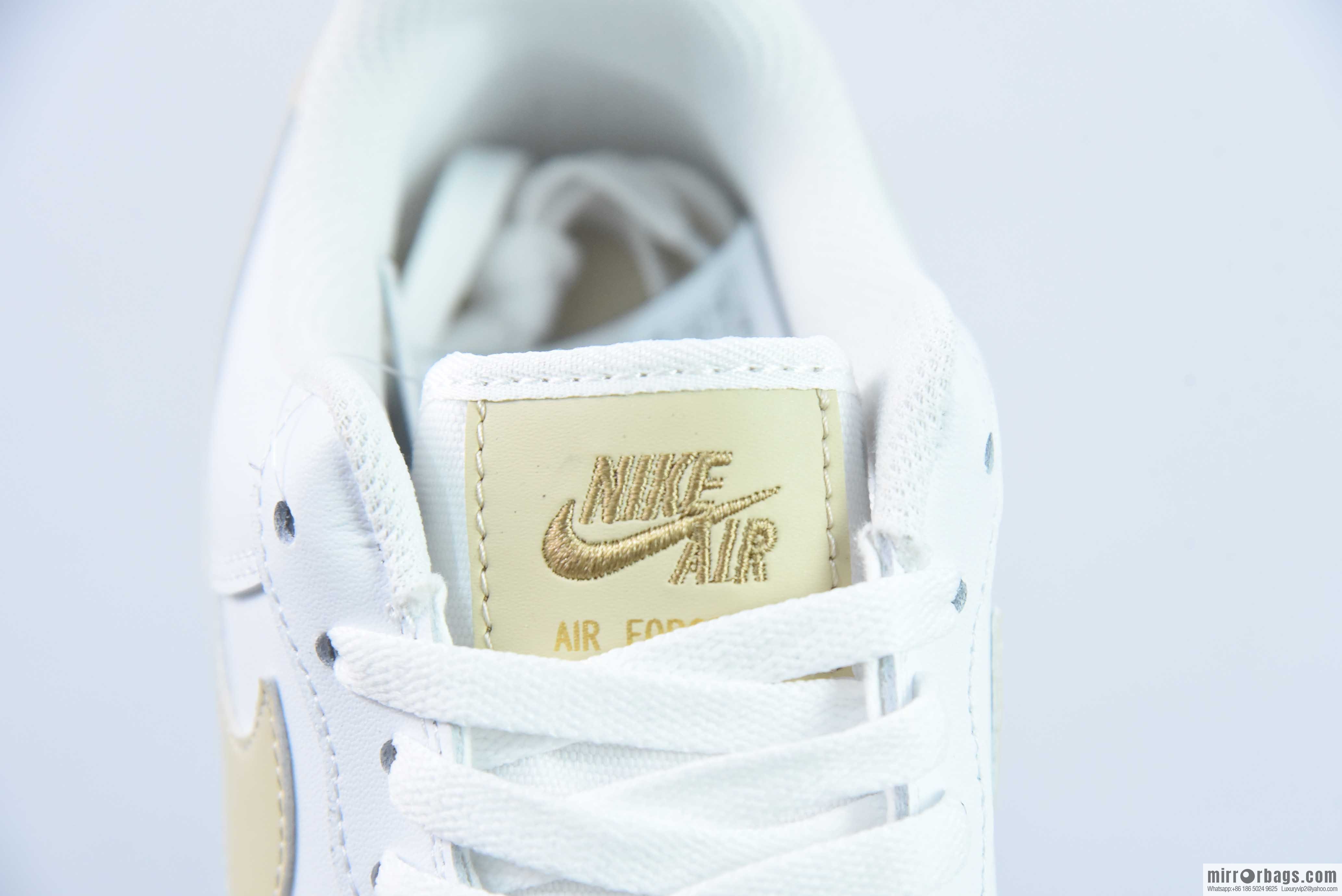 Nike Air Force 1 Low Air Force One Low Help Versatile Leisure Sports Board Shoes Gold Small Gold Hook, Item Number: CZ0270-105