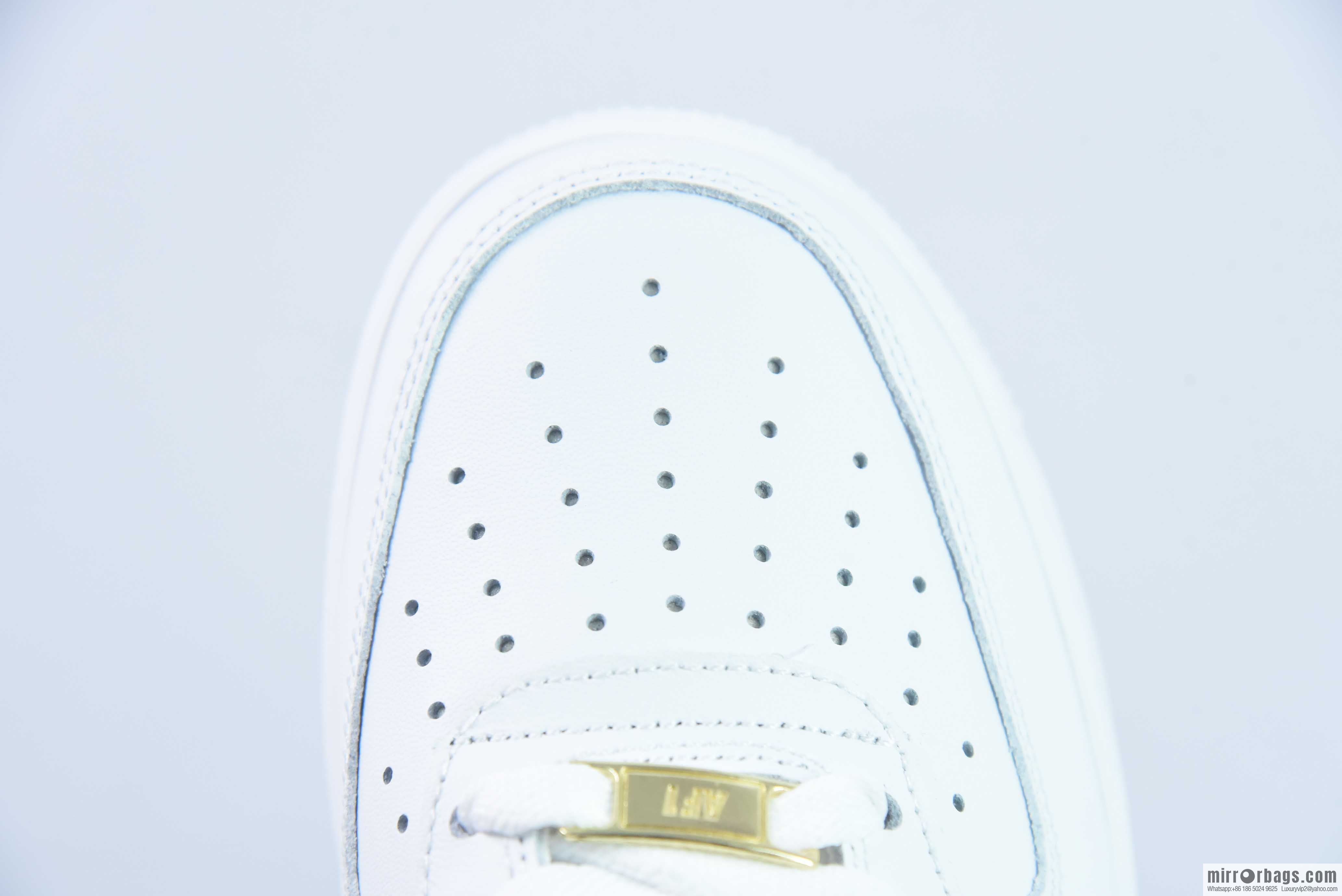 Nike Air Force 1 Low Air Force One Low Help Versatile Leisure Sports Board Shoes Gold Small Gold Hook, Item Number: CZ0270-105