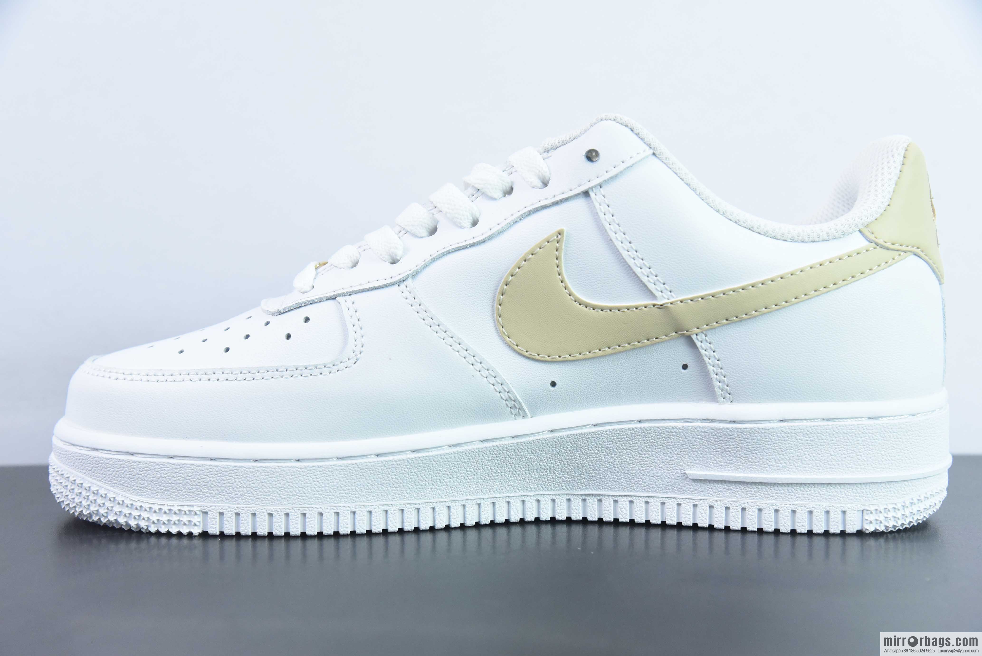 Nike Air Force 1 Low Air Force One Low Help Versatile Leisure Sports Board Shoes Gold Small Gold Hook, Item Number: CZ0270-105