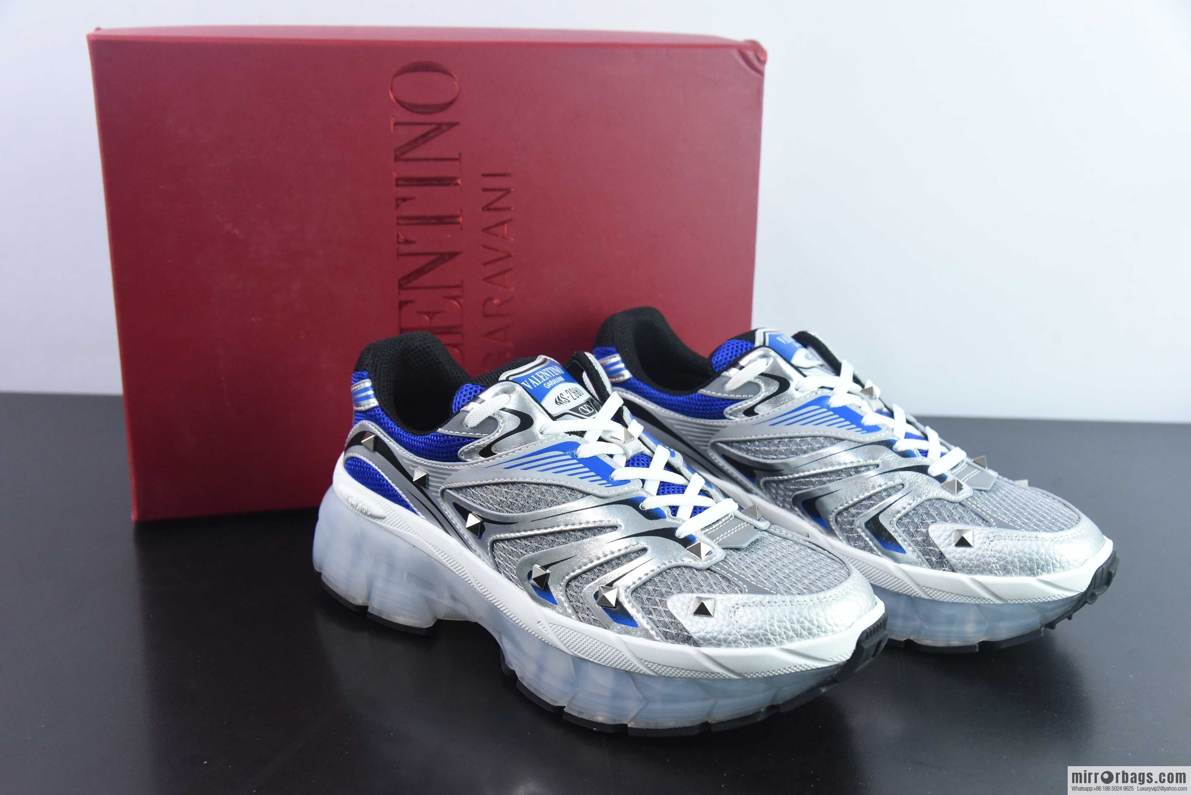 Valentino/Valentino Garavani MS-2960 Low-top Sneaker Rivet Series Low Help Thick Bottom Daddy Wind Increase Versatile Casual sneakers