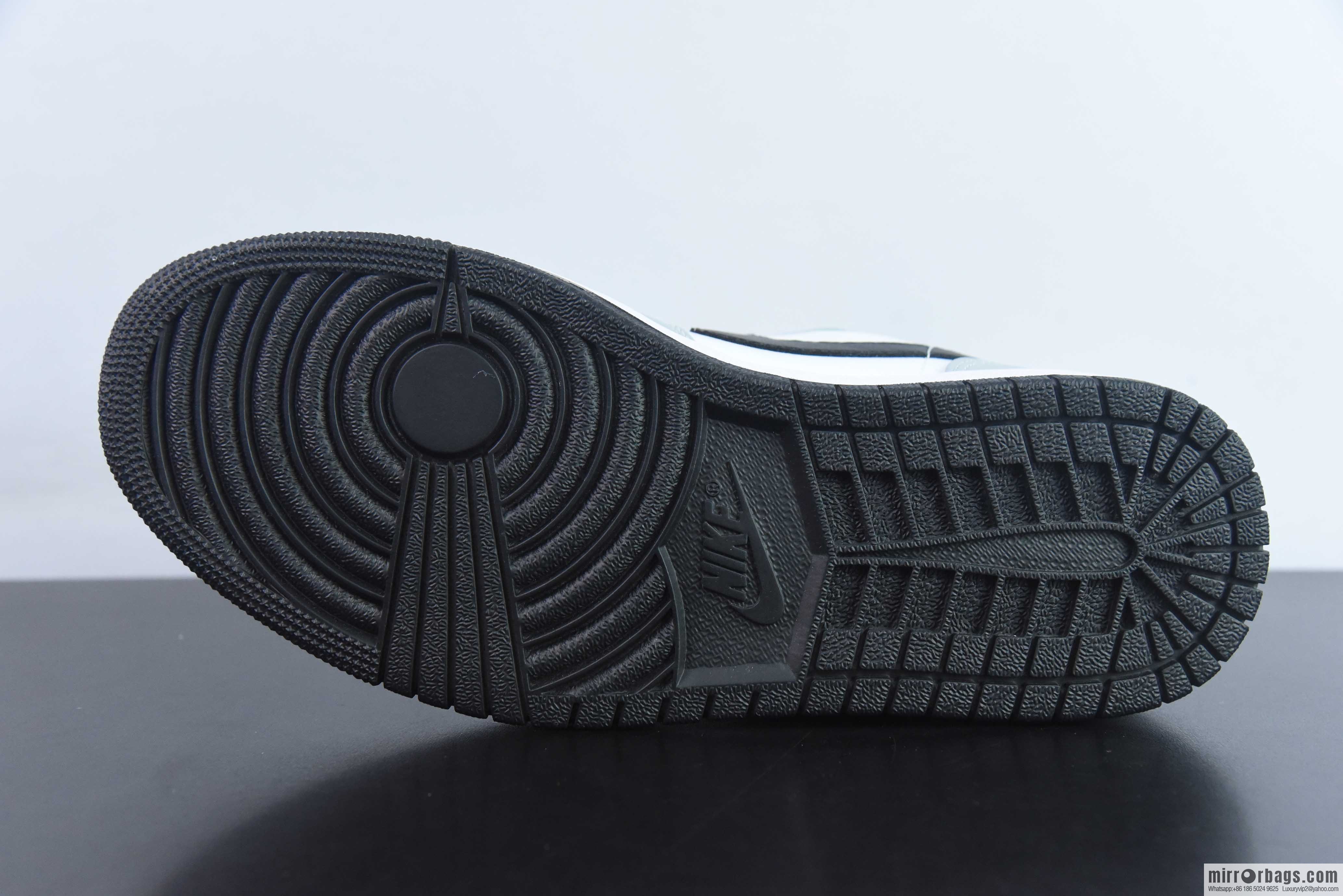Nike Dunk Low Retro black and white gray sneakers DX4374-008