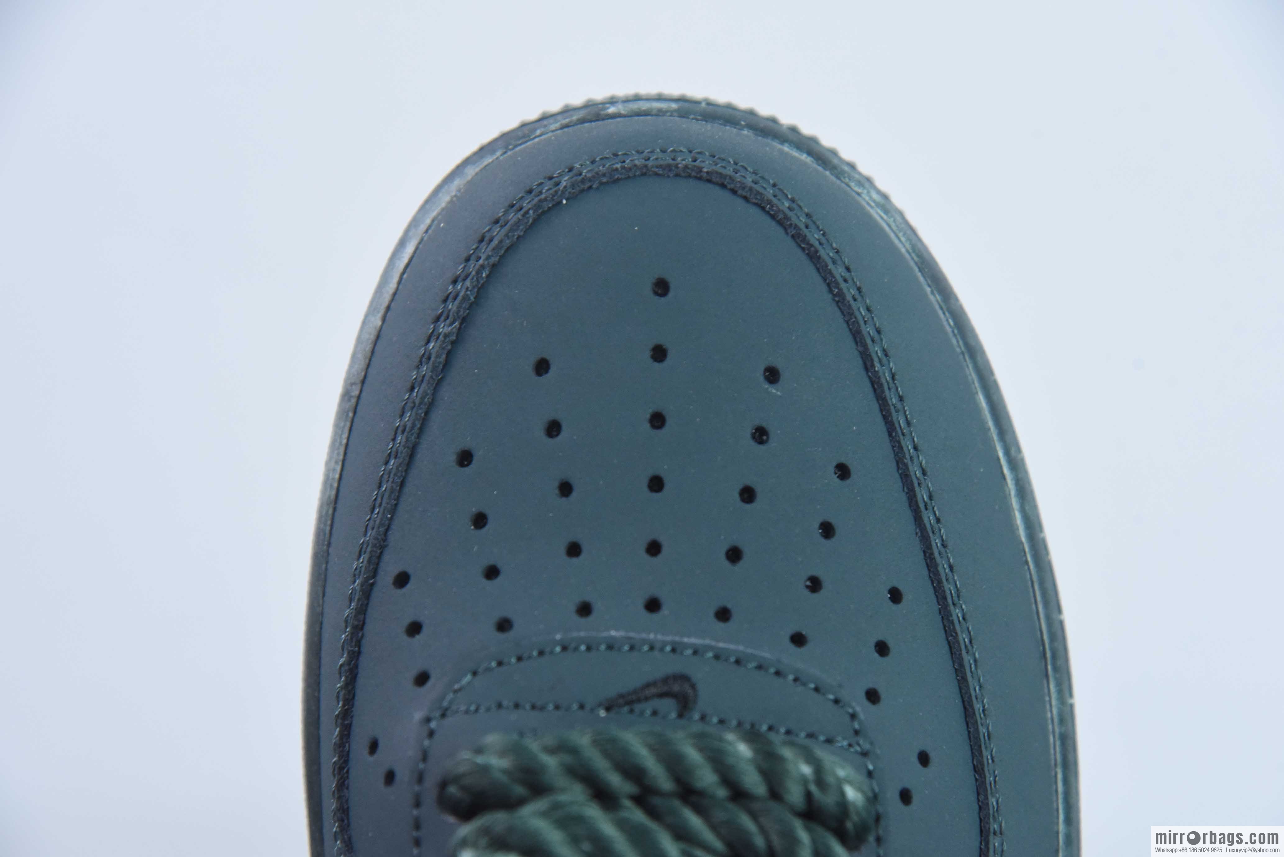 Nike Air Force 1 AF1/low top, black, thick shoelaces, old, item number: 315122-222