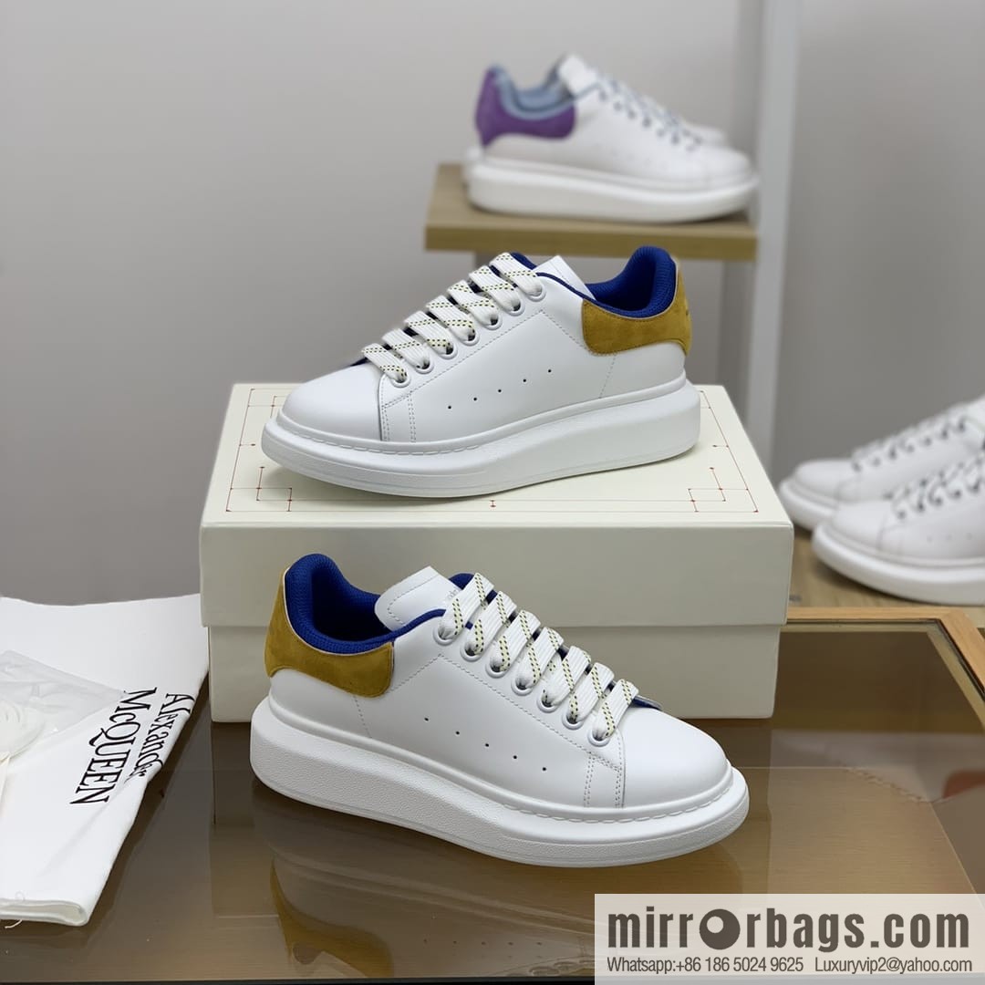 Alexander McQueen, Unisex sneakers made of calfskin