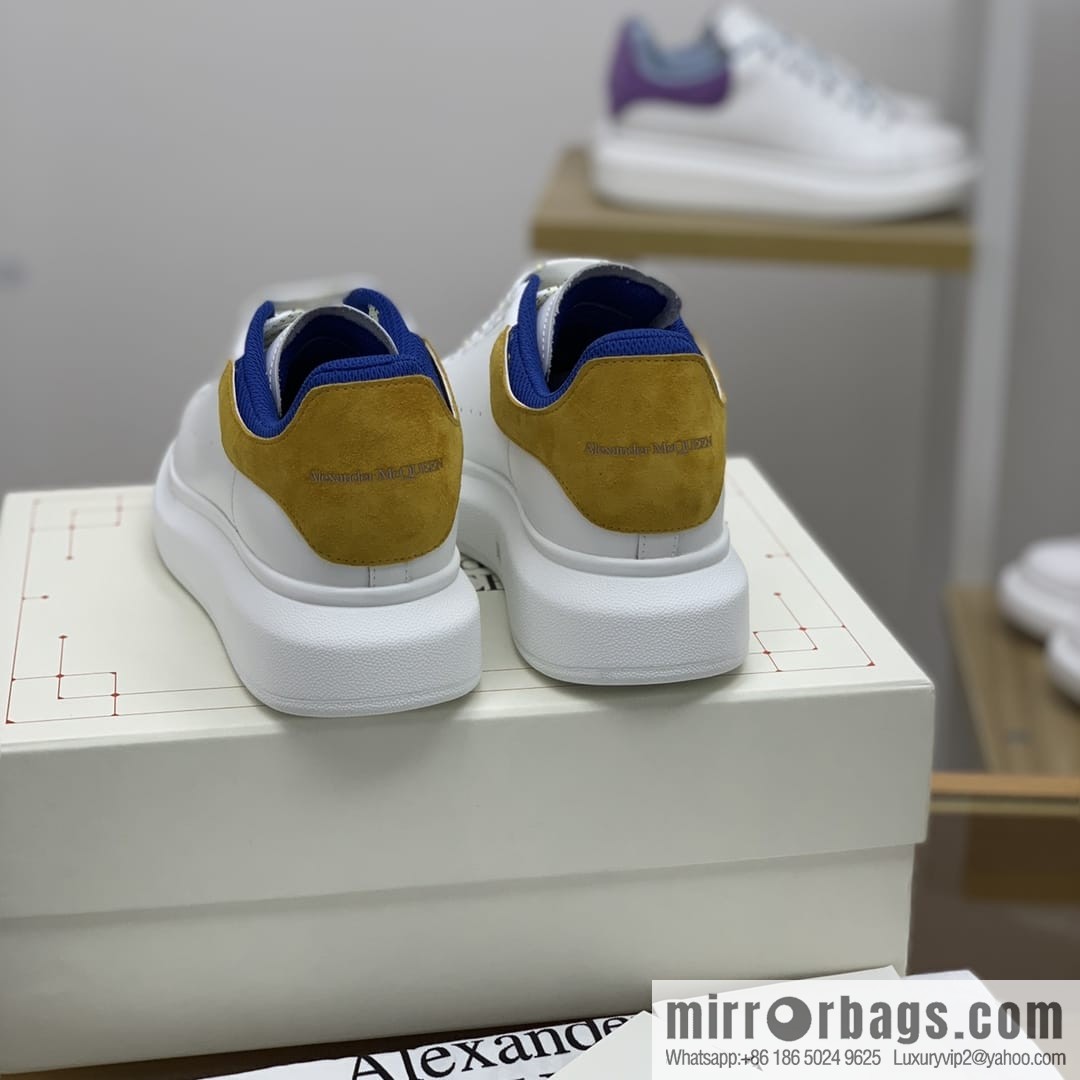 Alexander McQueen, Unisex sneakers made of calfskin