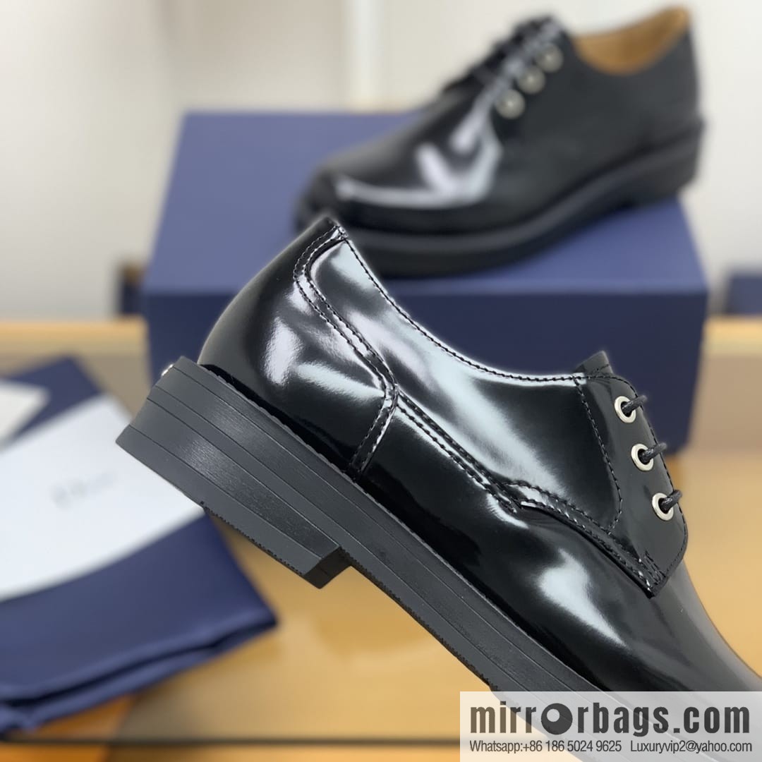 Dior selected leather made men's derby shoes