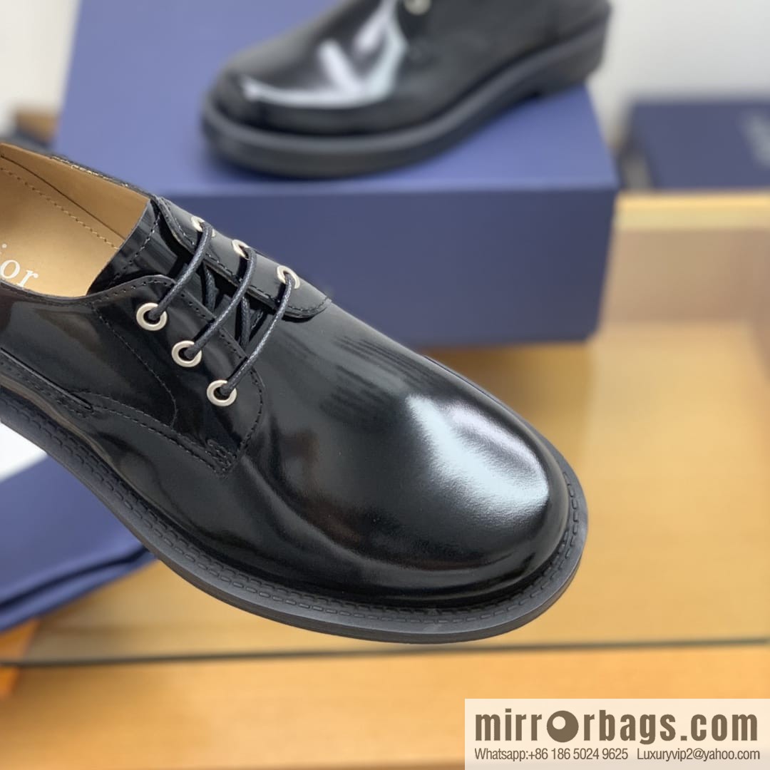 Dior selected leather made men's derby shoes