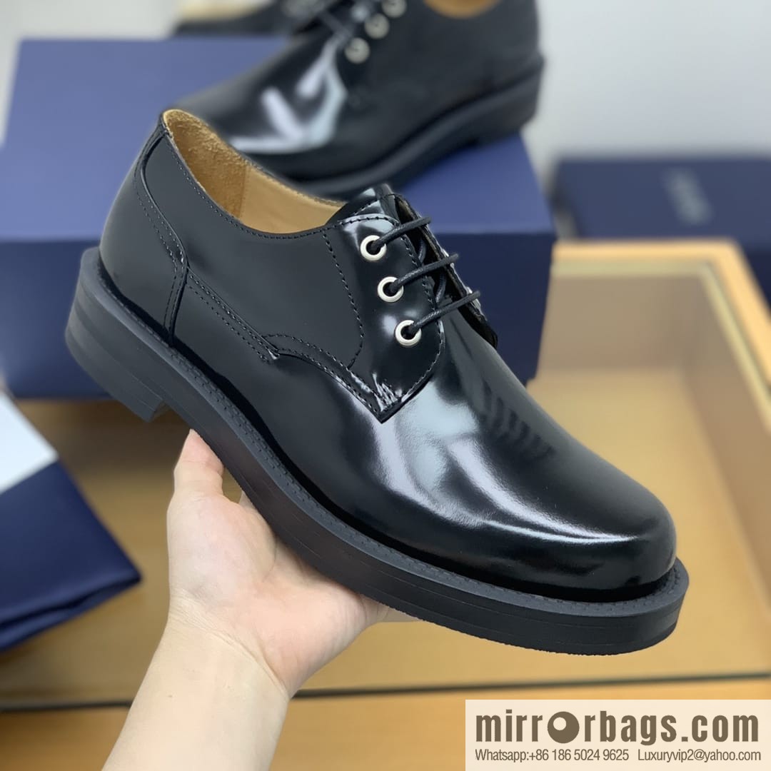 Dior selected leather made men's derby shoes