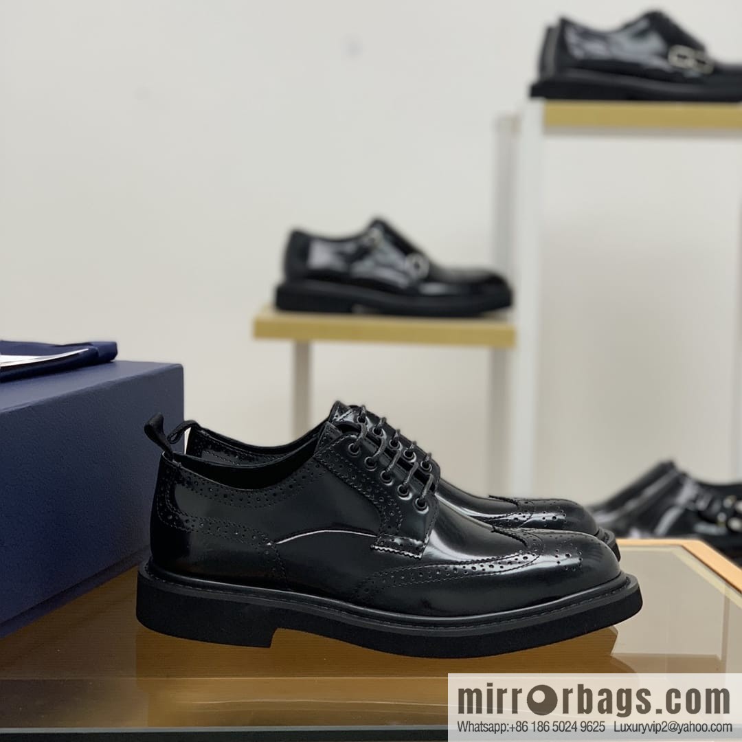 Dior selected leather made men's derby shoes