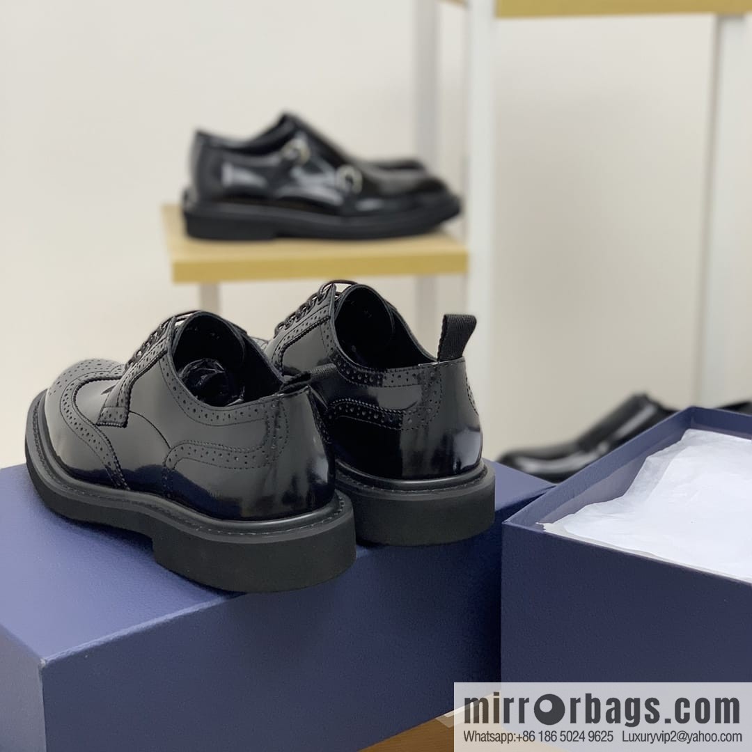 Dior selected leather made men's derby shoes