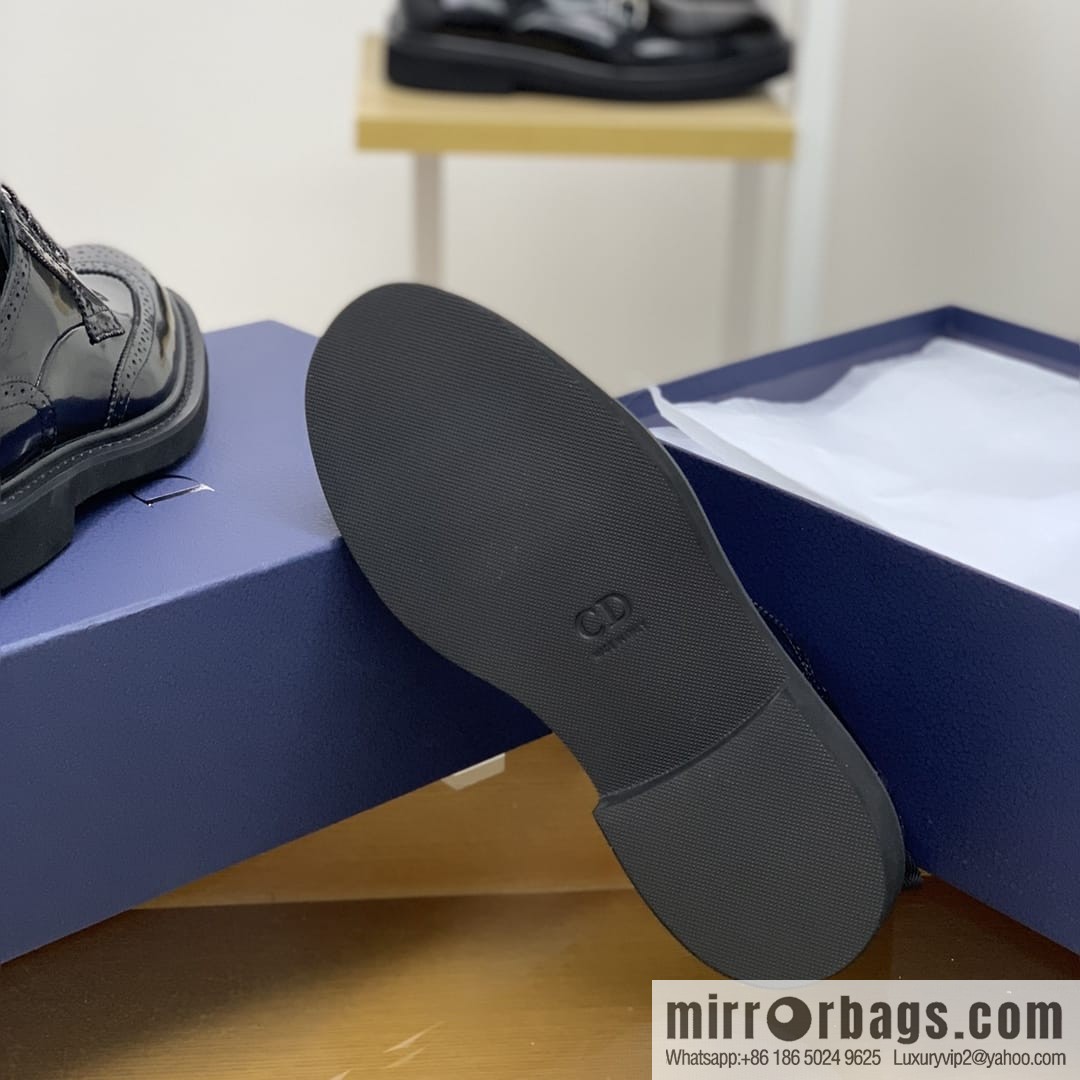 Dior selected leather made men's derby shoes