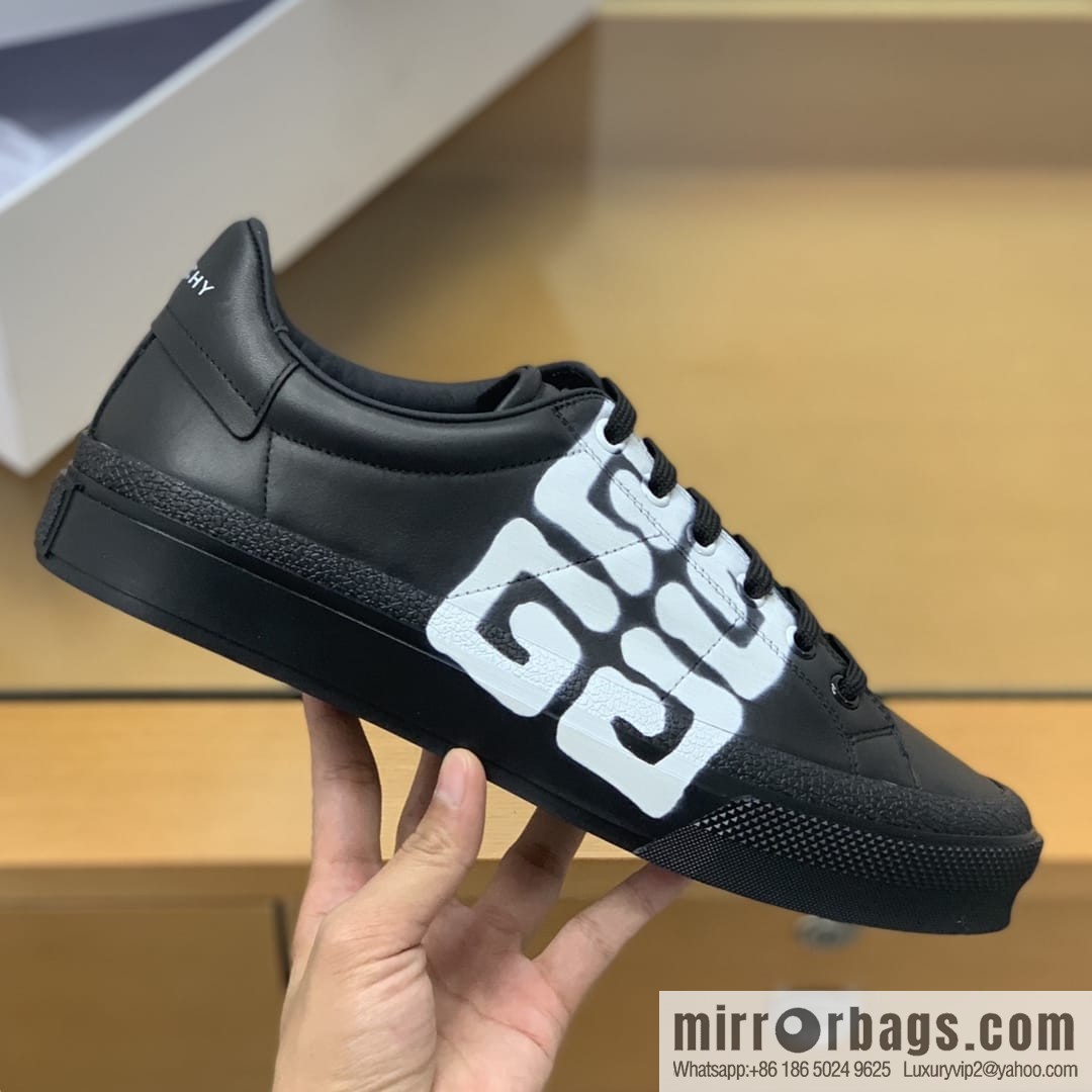 GIVENCHY Givenchy, new men's Casual Shoes made of leather