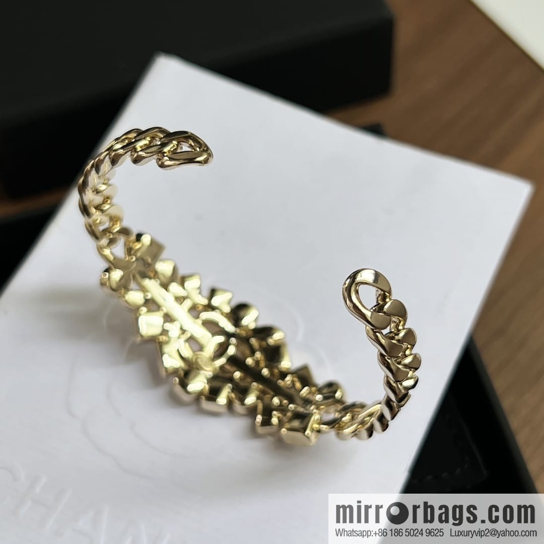 New ☑️ Chanel Double C Full Diamond Opening Bracelet
