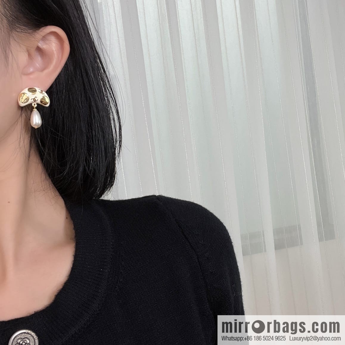 New βοΈ Chanel mushroom π pearl stud earrings necklace