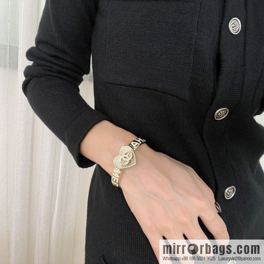 New ☑️ Chanel Double C Full Diamond Love Peach Heart Opening Bracelet