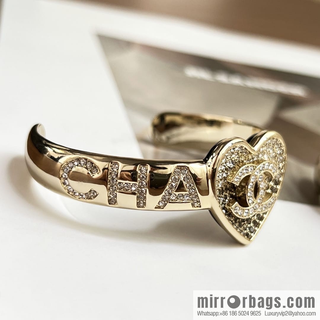 New ☑️ Chanel Double C Full Diamond Love Peach Heart Opening Bracelet