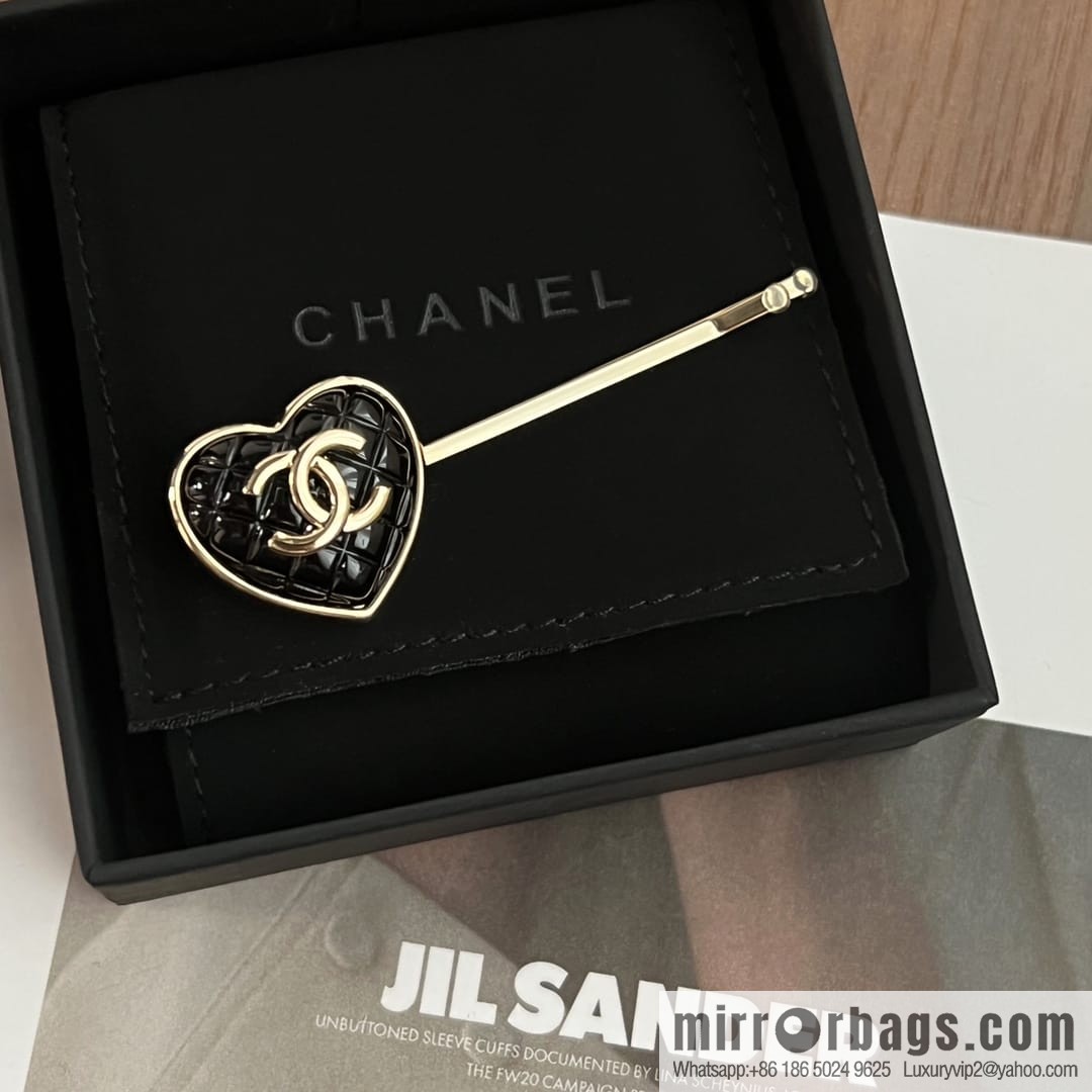 New ☑️ Chanel double c peach heart love hairpin hairpin