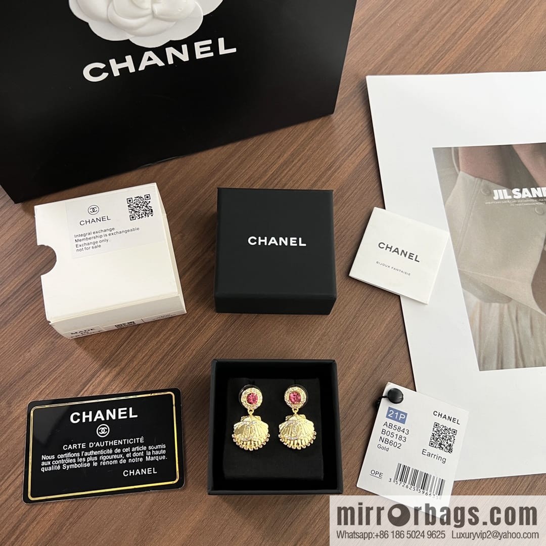 New ☑️ Chanel c2 double c gold shell 🐚 pink diamond stud earrings