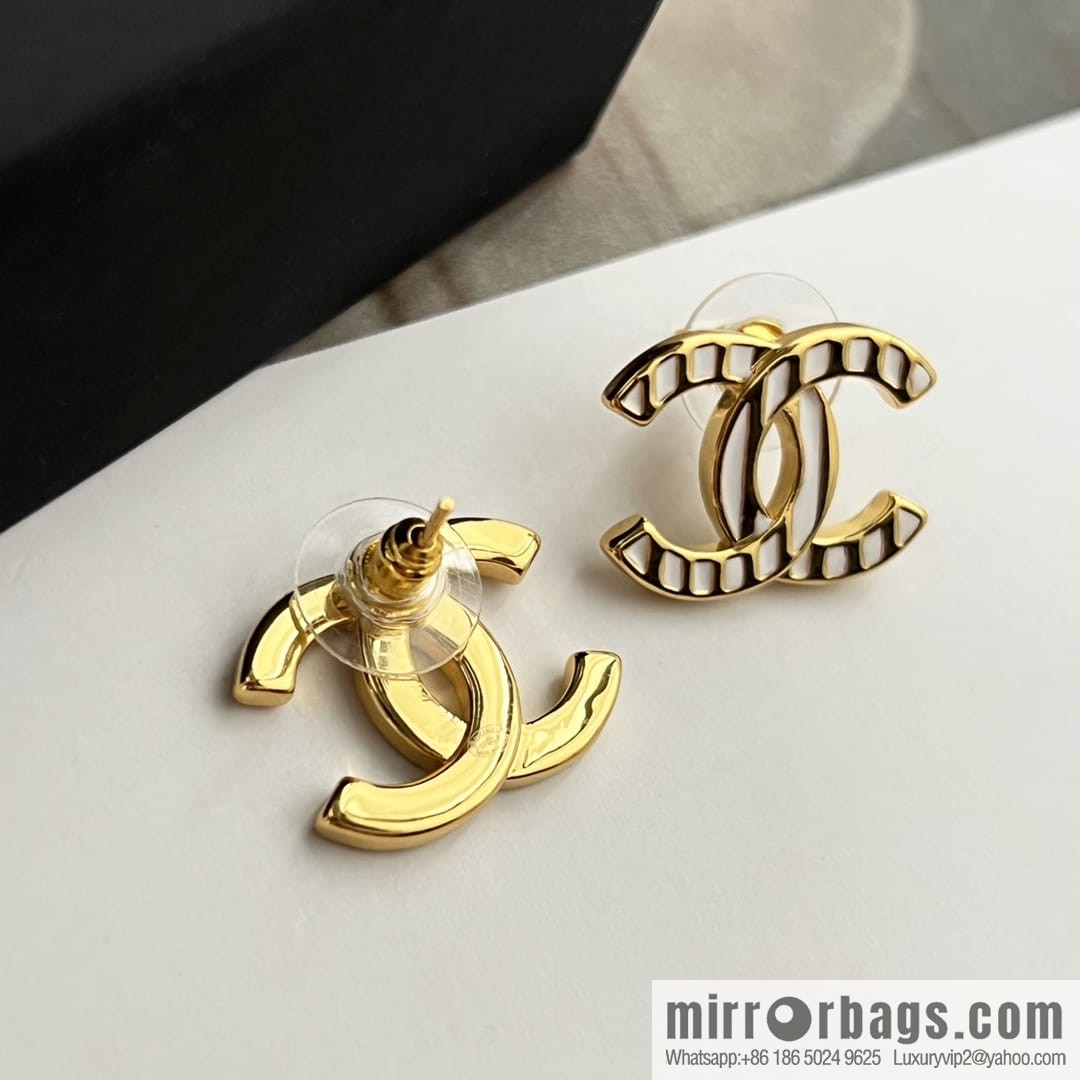 New ☑️ Chanel c1 double c white wavy black gold edge stud earrings