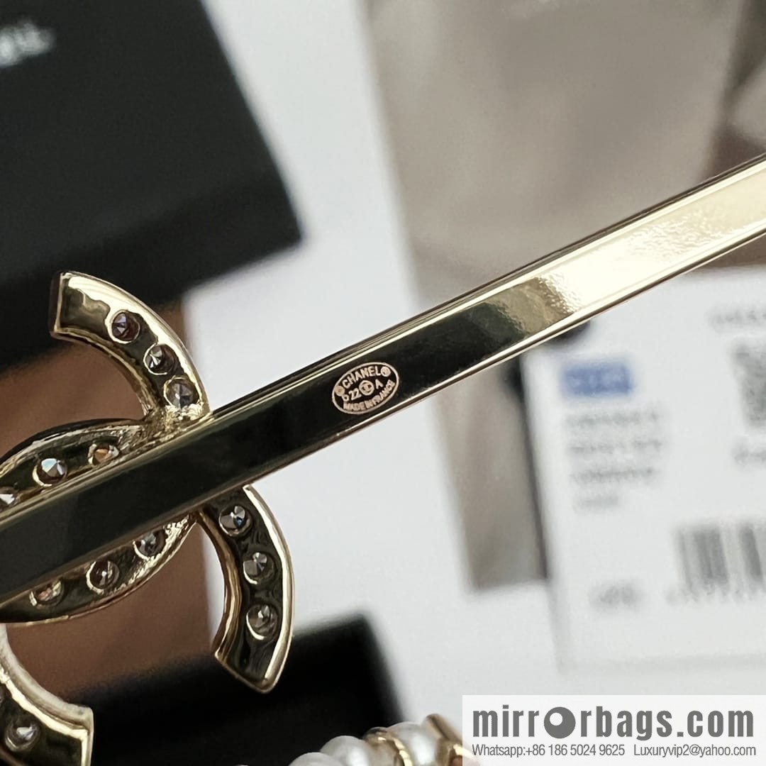 New ☑️ Chanel double c bow hairpin hairpin