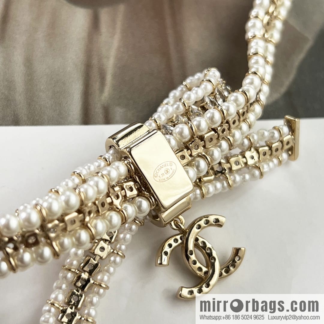 New ☑️ Chanel Double C Bow Pearl Necklace