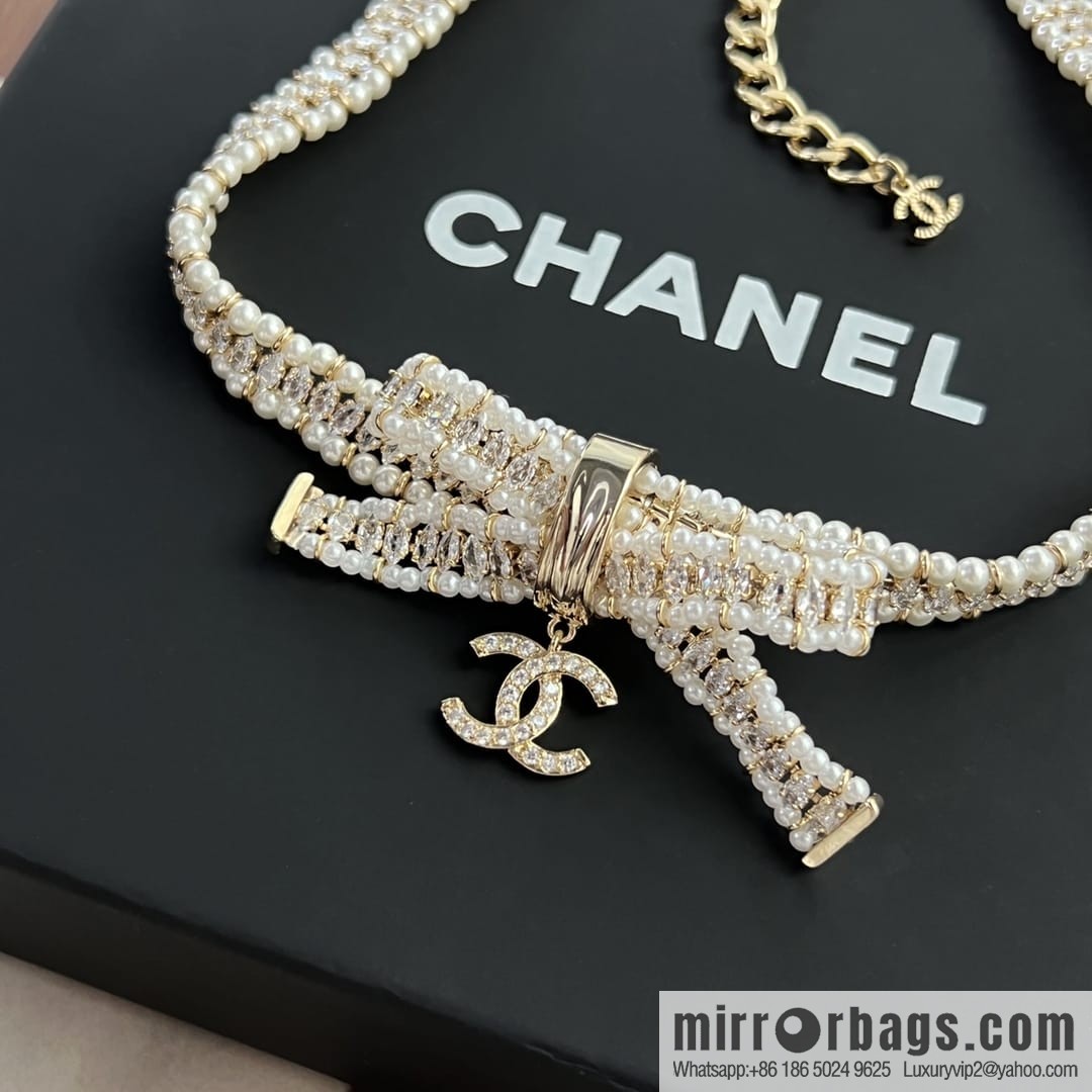 New ☑️ Chanel Double C Bow Pearl Necklace