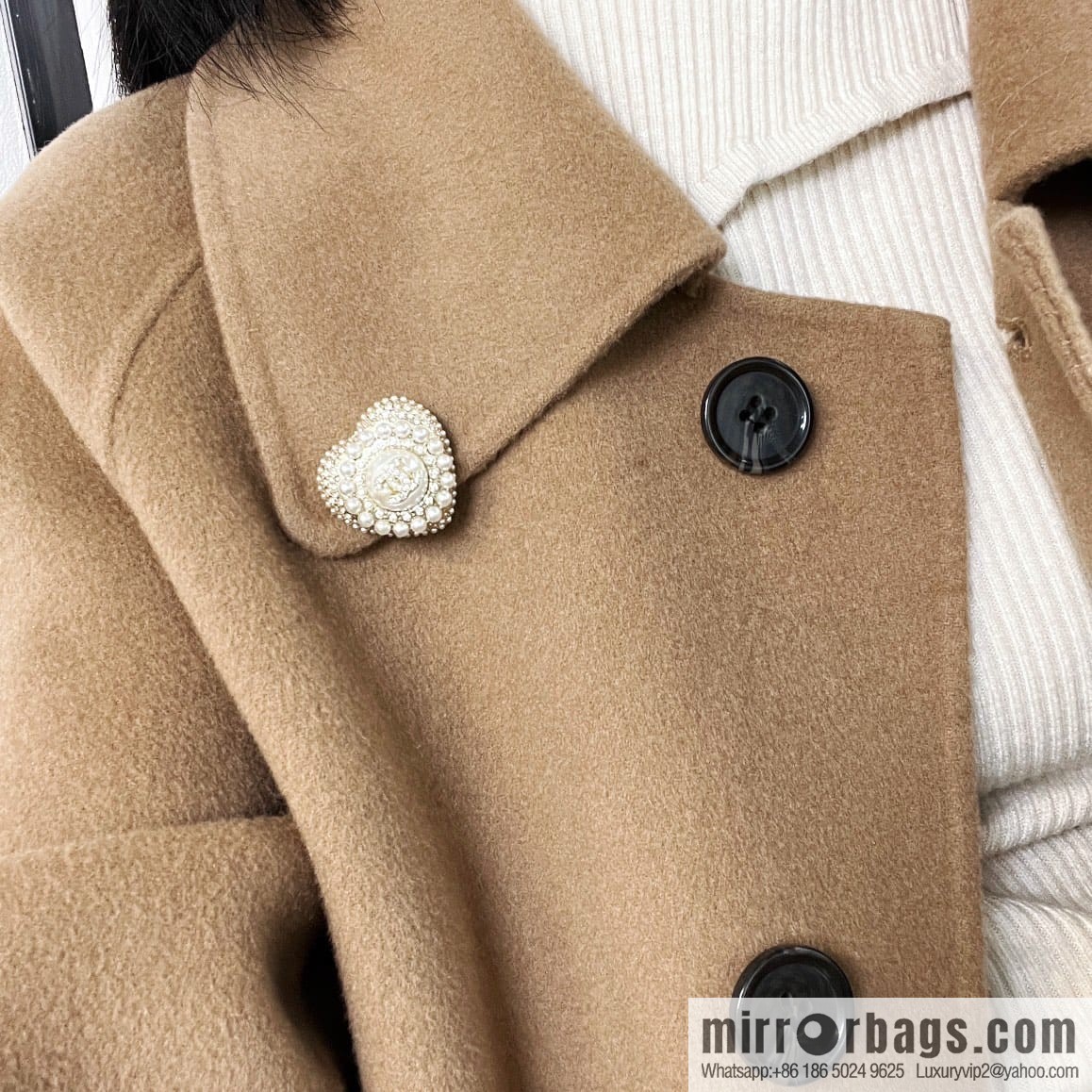 New ☑️ Chanel double c peach heart love pearl brooch