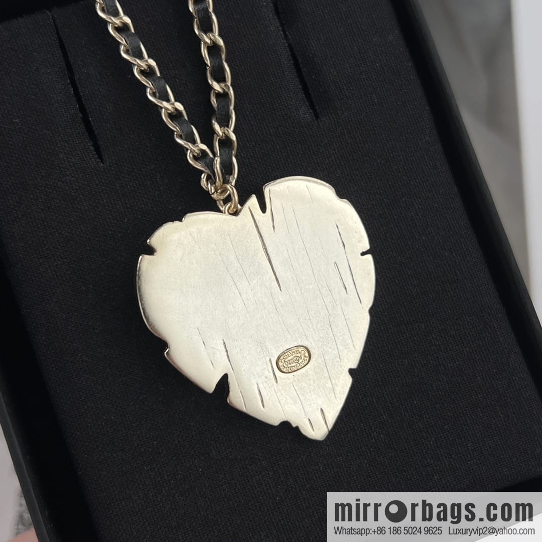 New ☑️ Chanel double c black leather rope peach heart love necklace