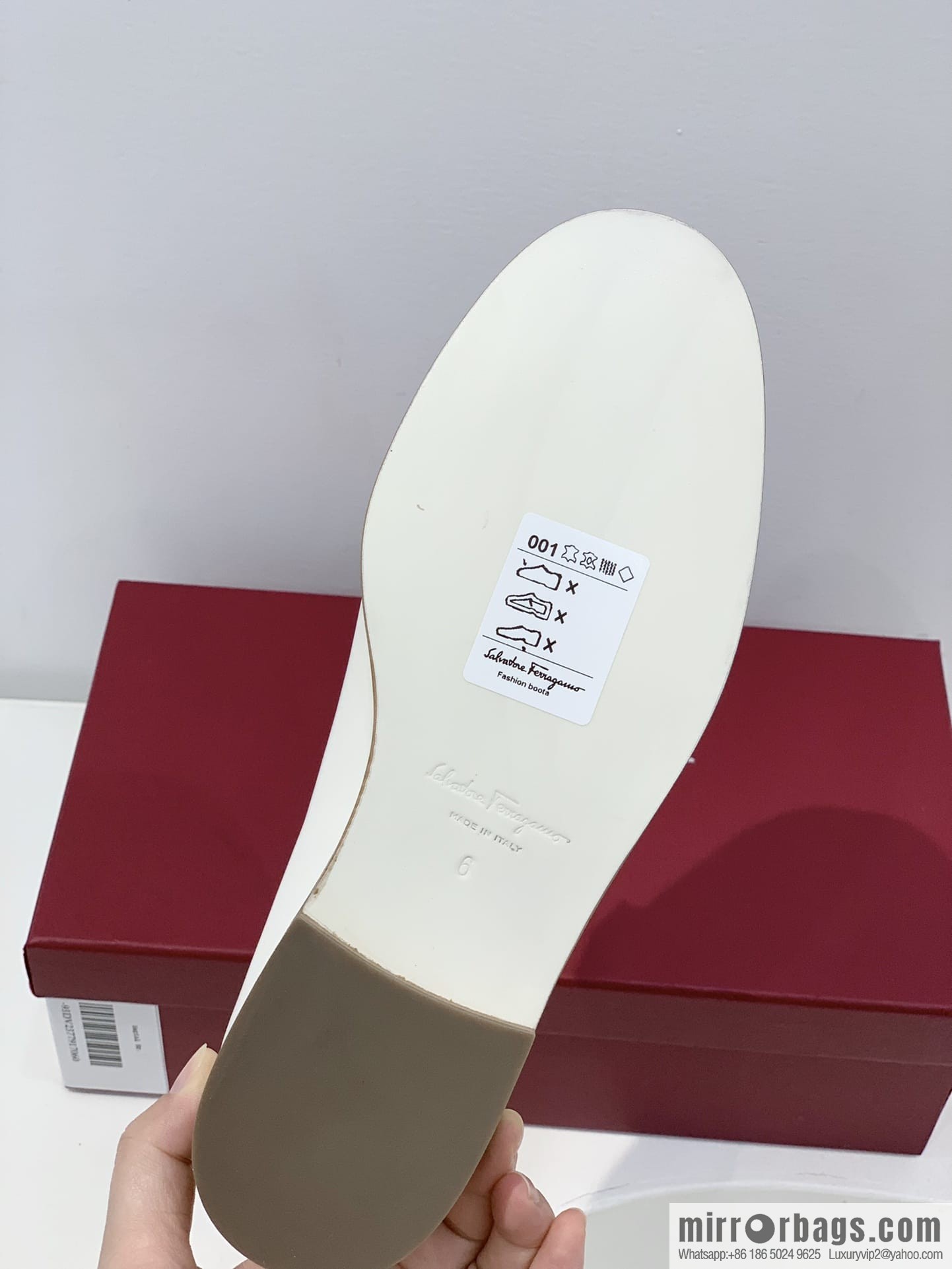 Salvatore Ferragamo ✔️ new products! Ferragamo Gancini double-sided buckle loafers single shoes