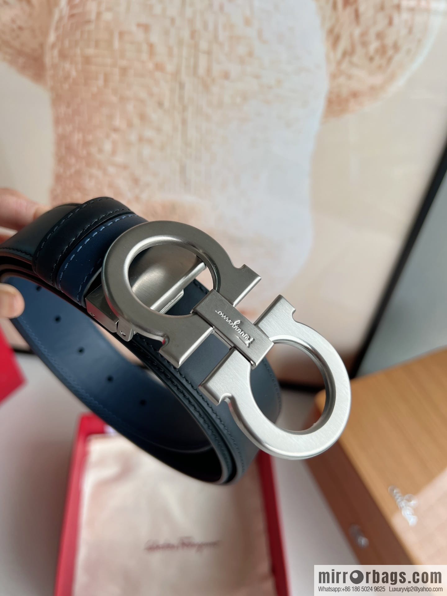 Ferragamo, exquisite figure 8 metal clasp men's 3.5cm waist belt