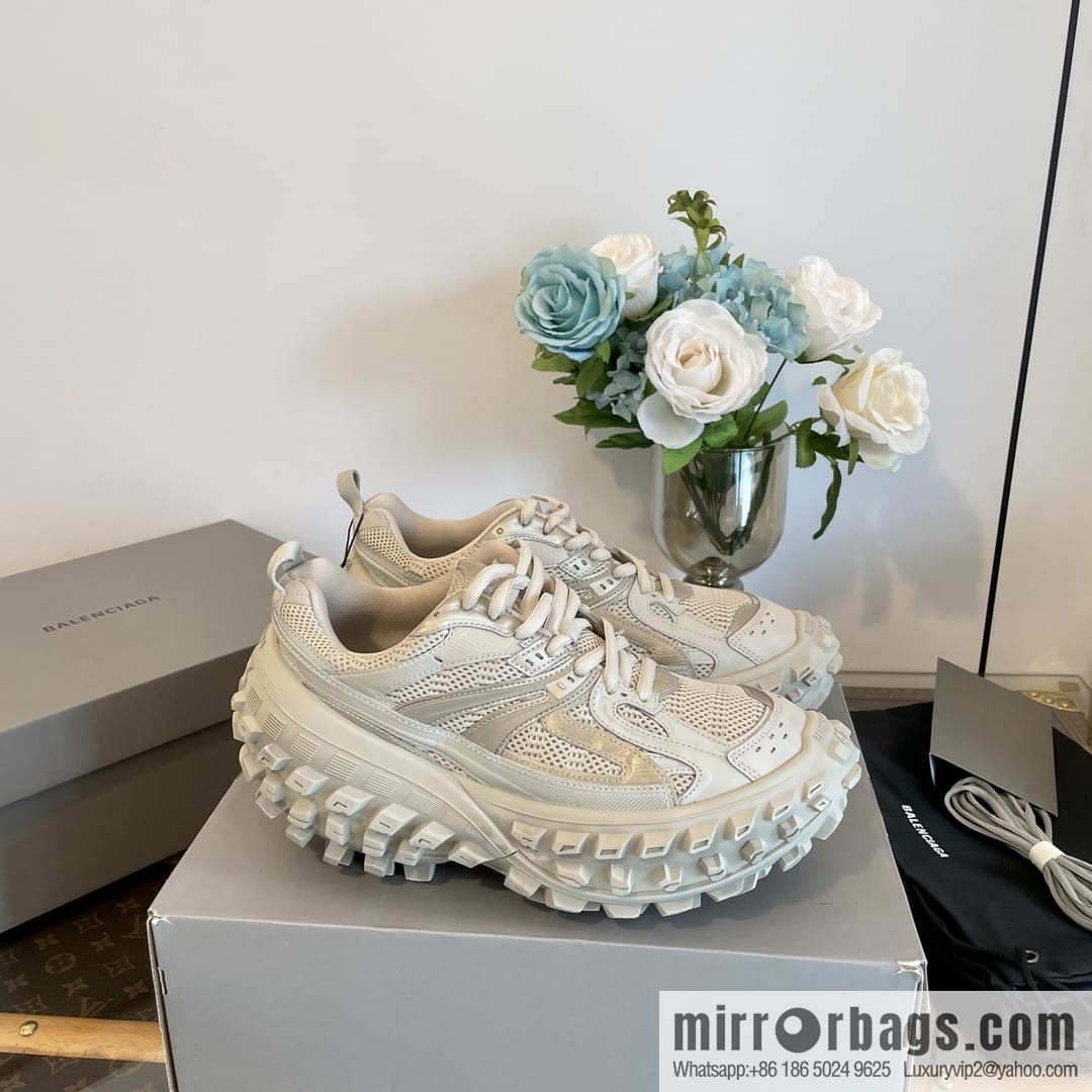 𝐁𝐚𝐥𝐞𝐧𝐜𝐢𝐚𝐠𝐚 Defender Balenciaga Vintage Tire Shoes