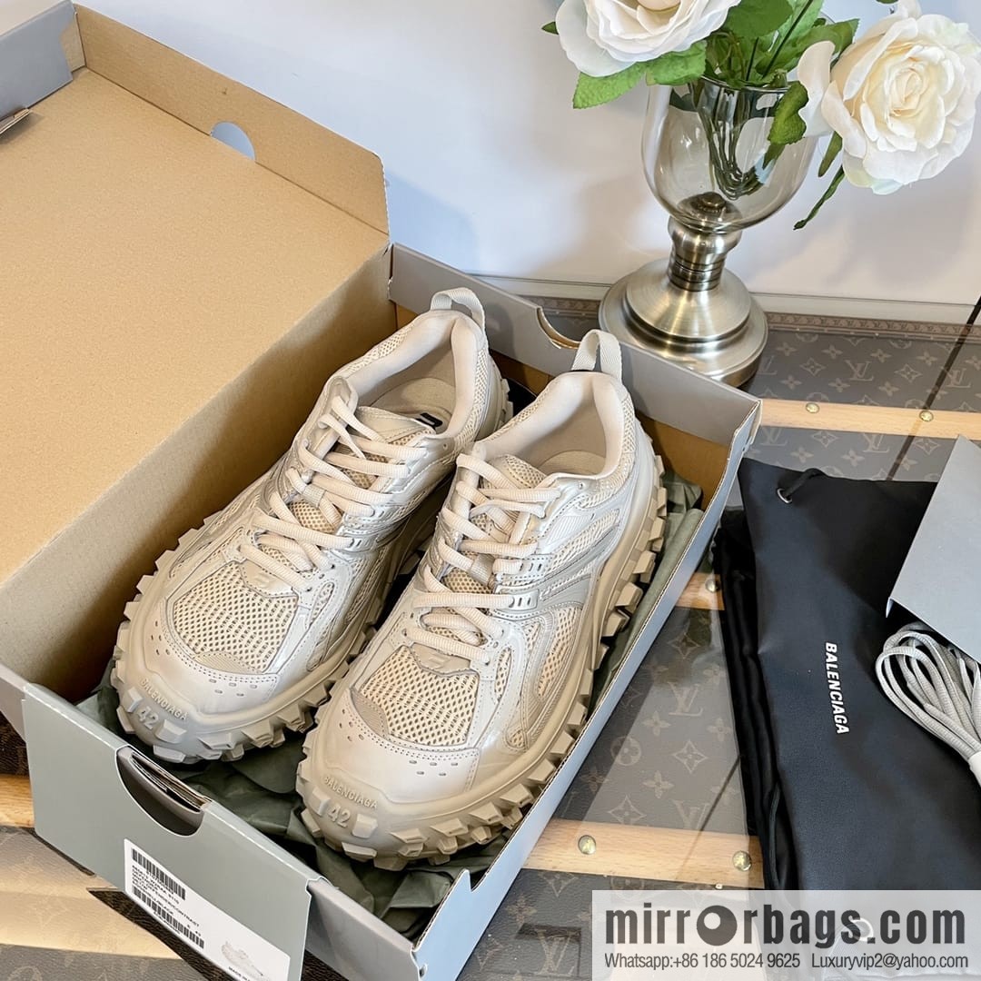 𝐁𝐚𝐥𝐞𝐧𝐜𝐢𝐚𝐠𝐚 Defender Balenciaga Vintage Tire Shoes