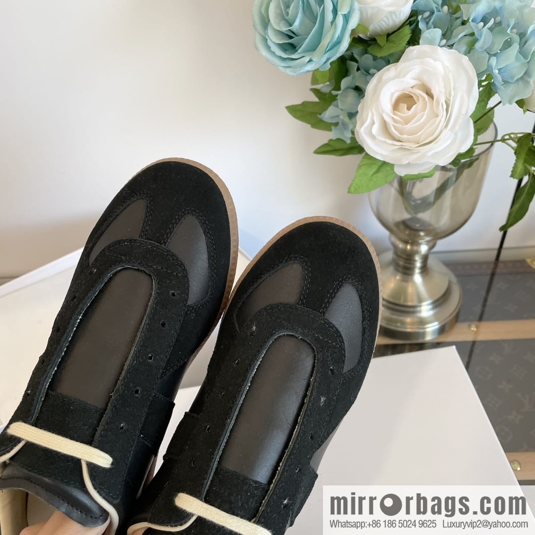 𝐌𝐚𝐢𝐬𝐨𝐧 𝐌𝐚𝐫𝐠𝐢𝐞𝐥𝐚| Margiela Classic Shoes