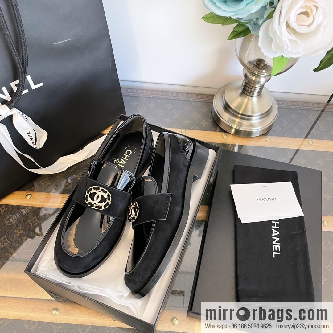 Chanel | Xiaoxiang badge rhinestone loafers