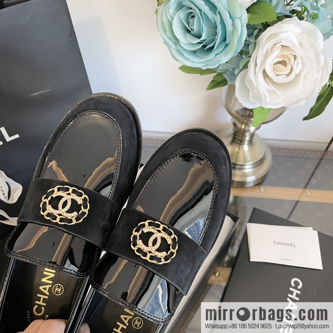 Chanel | Xiaoxiang badge rhinestone loafers