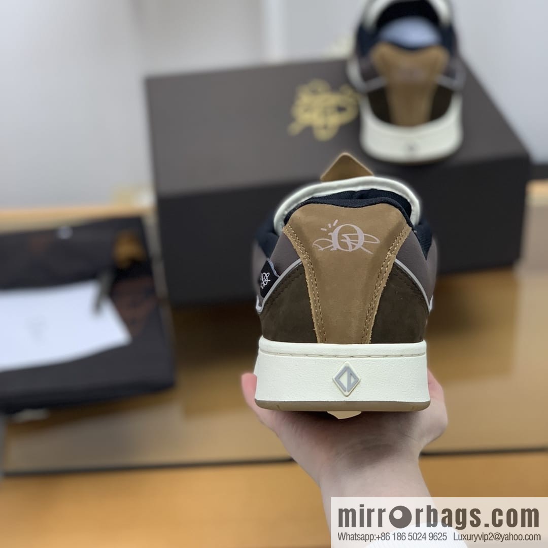 Dior grained calf leather with breathable mesh men's casual retro sneakers