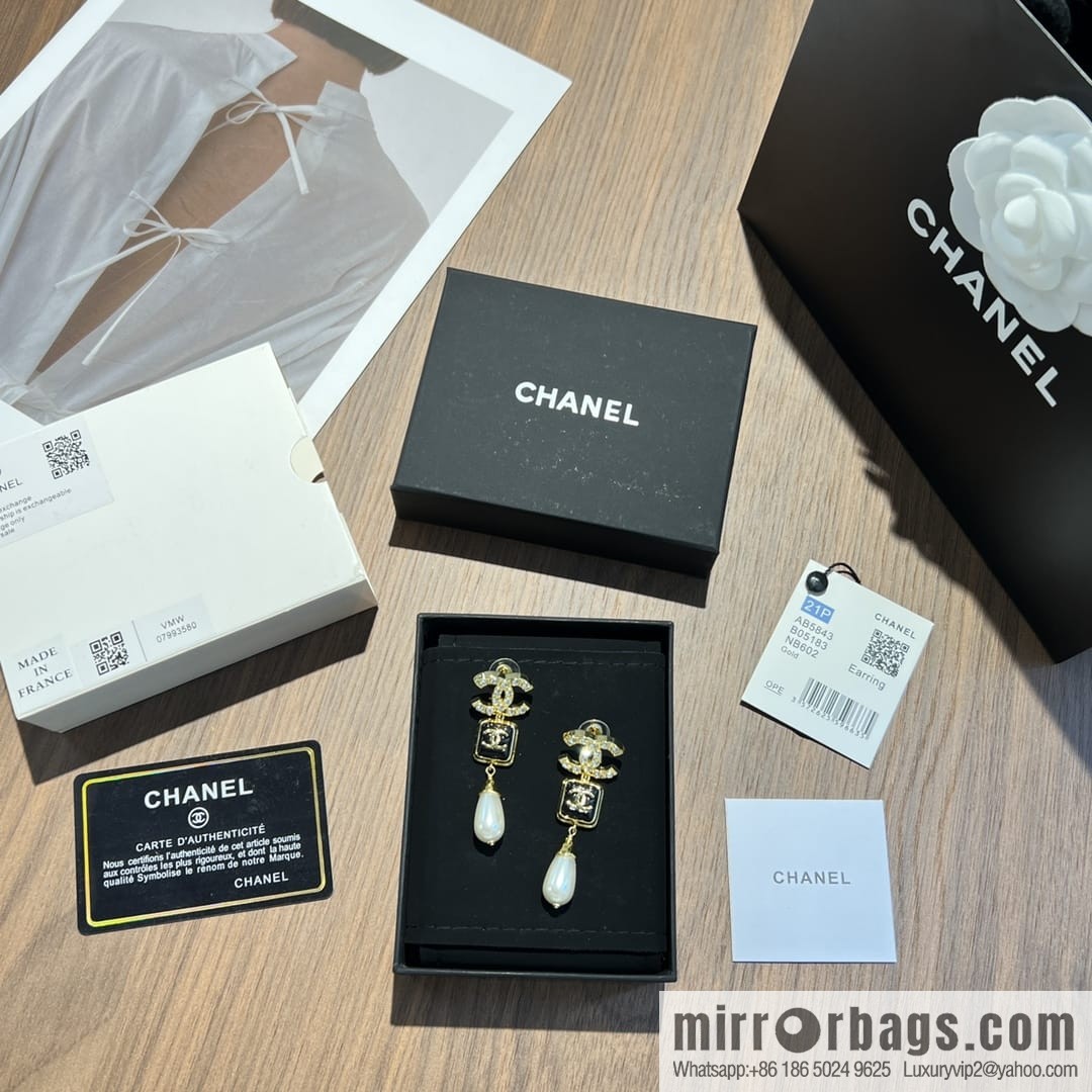 New ☑️ Chanel c3 double c full diamond square pearl stud earrings