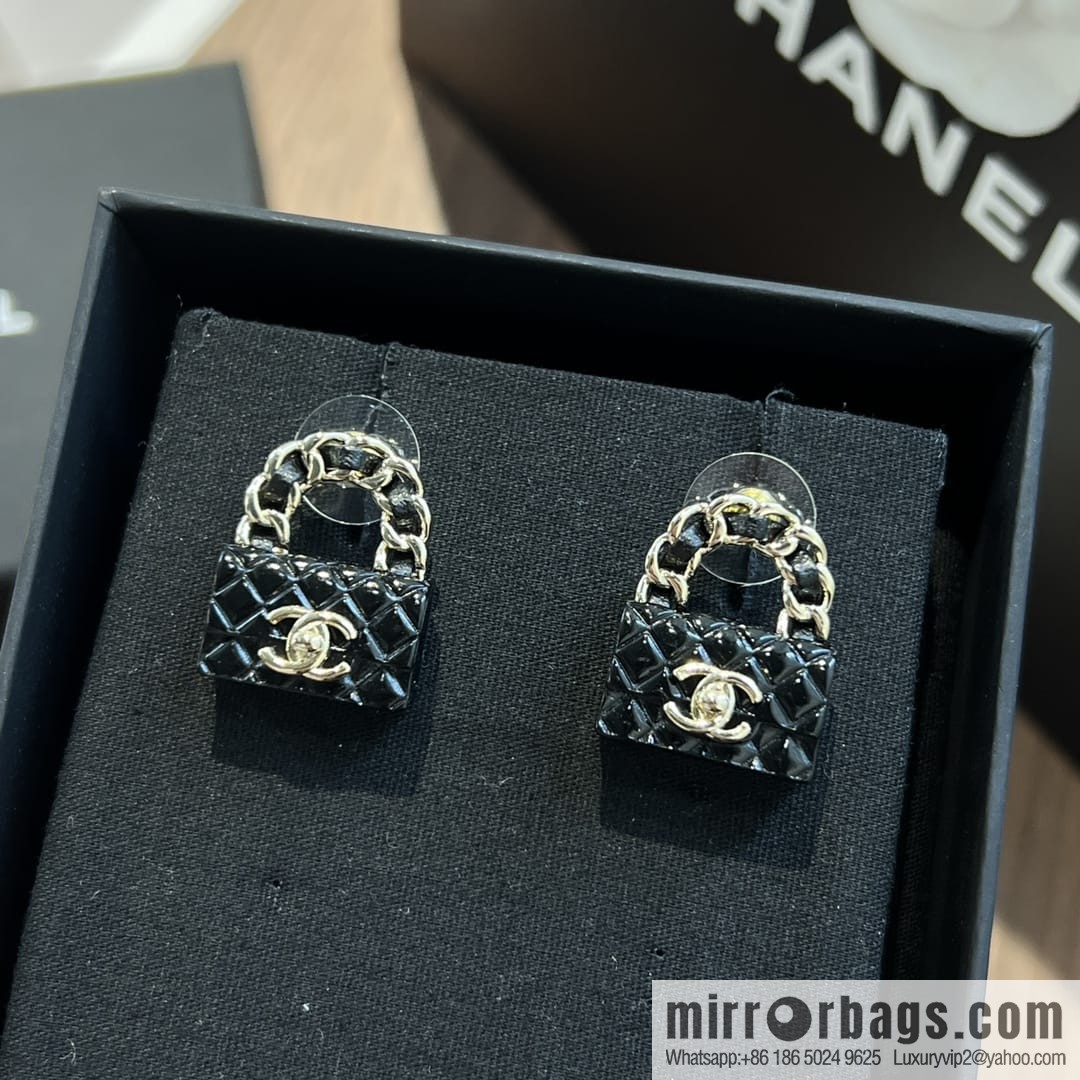 New ☑️ Chanel c1 double c lock bag stud earrings
