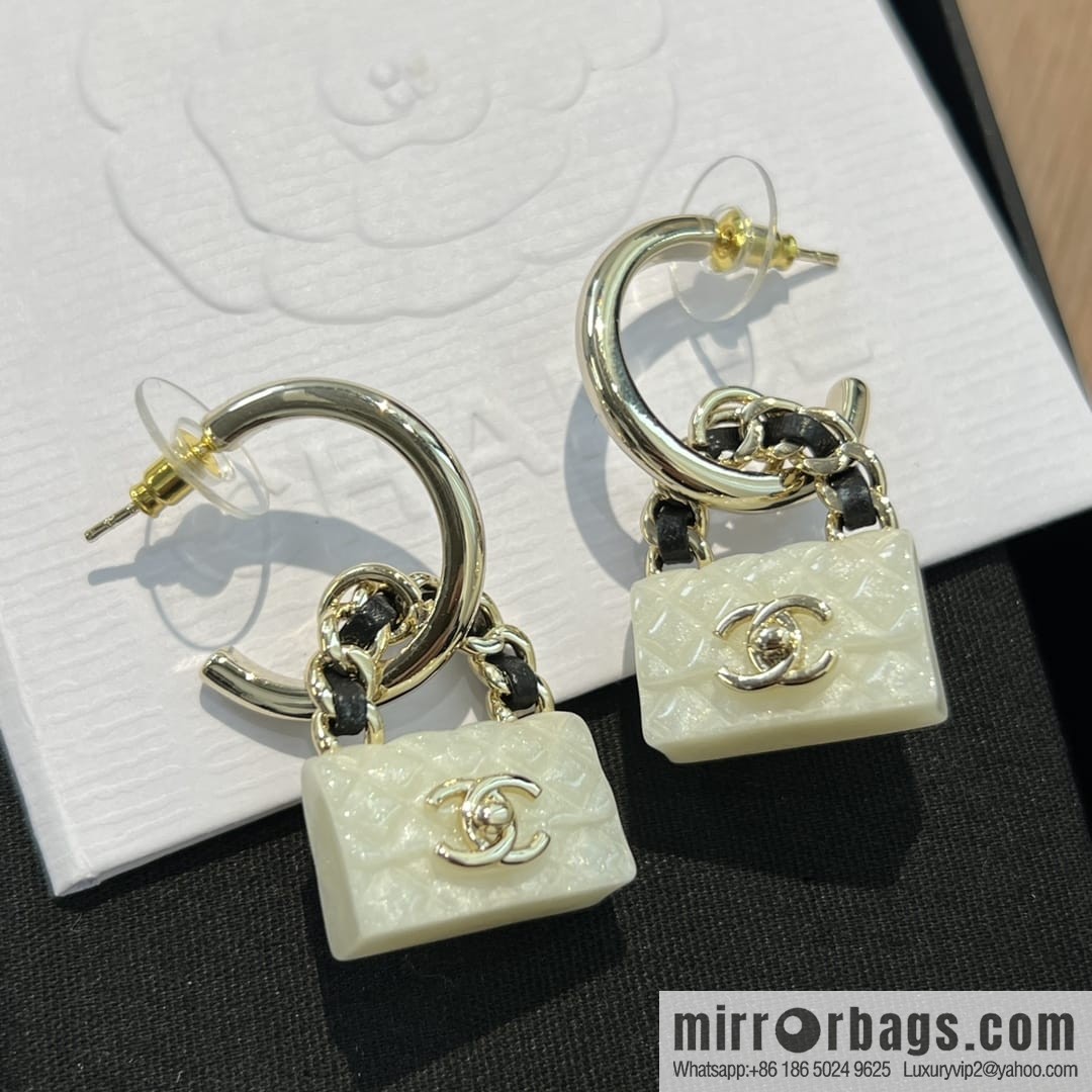 New ☑️ Chanel c2 double c lock bag stud earrings