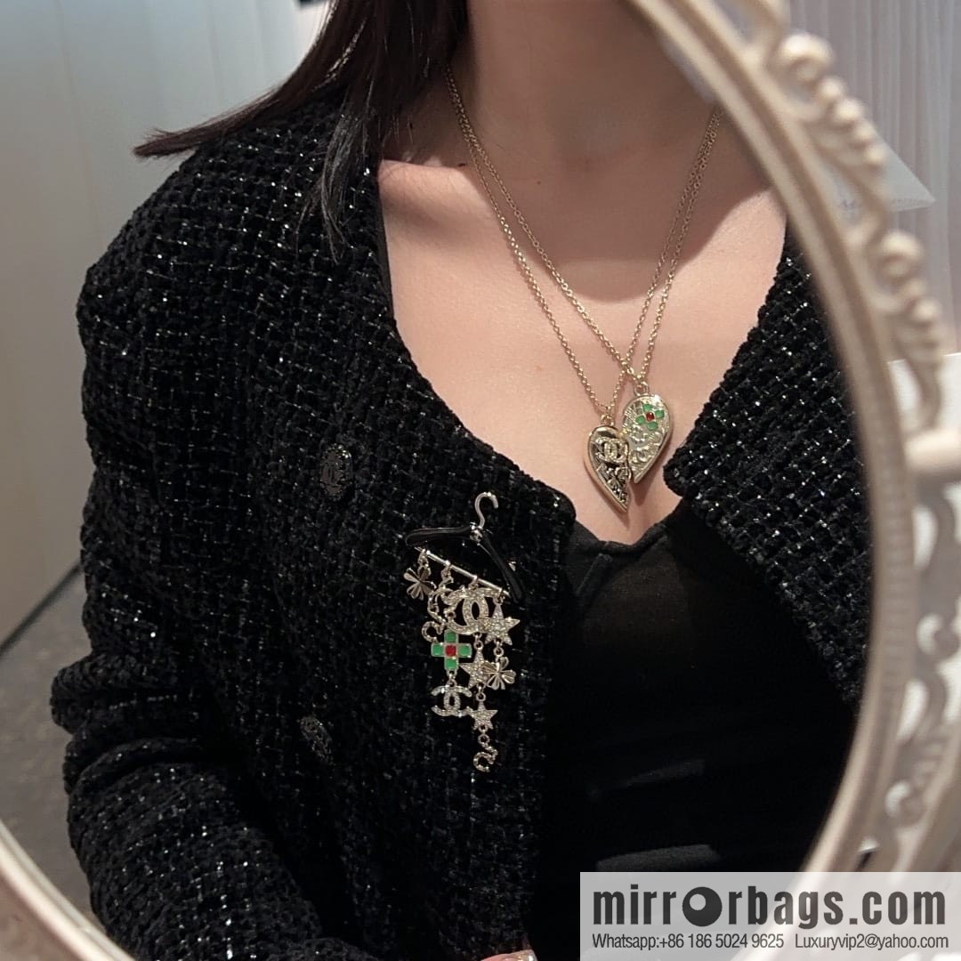 New ☑️ Chanel double c hanger fringed brooch