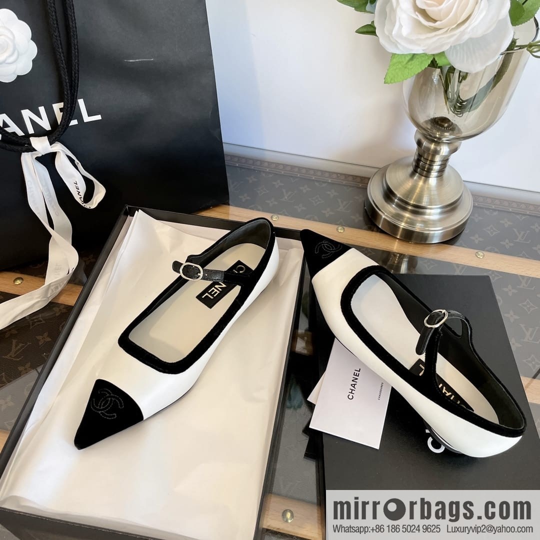Chanel small fragrance velvet pointed Mary Jane flat shoes