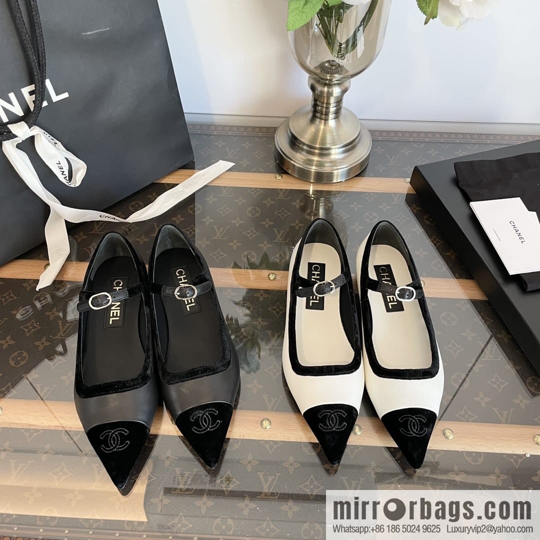 Chanel small fragrance velvet pointed Mary Jane flat shoes