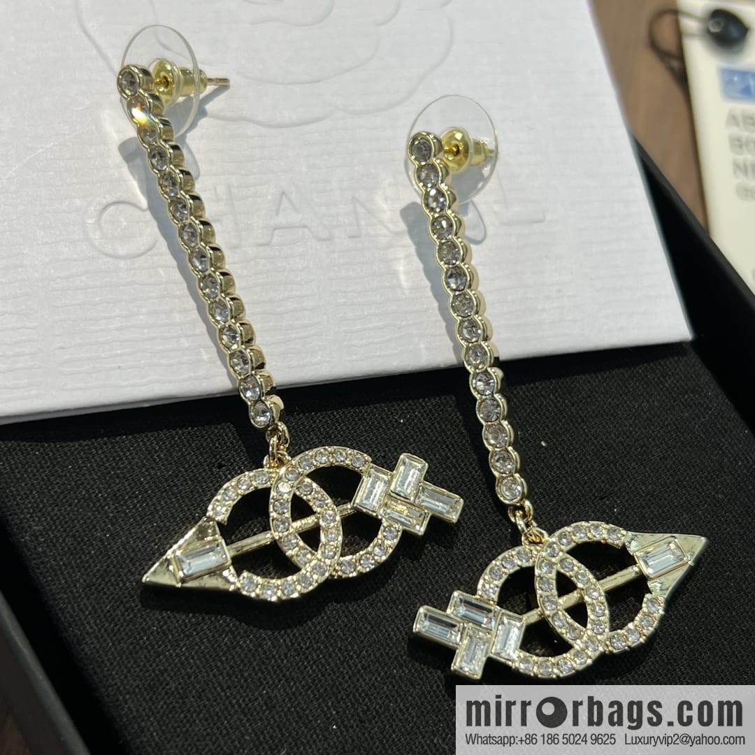 New ☑️ Chanel double c arrow stud earrings