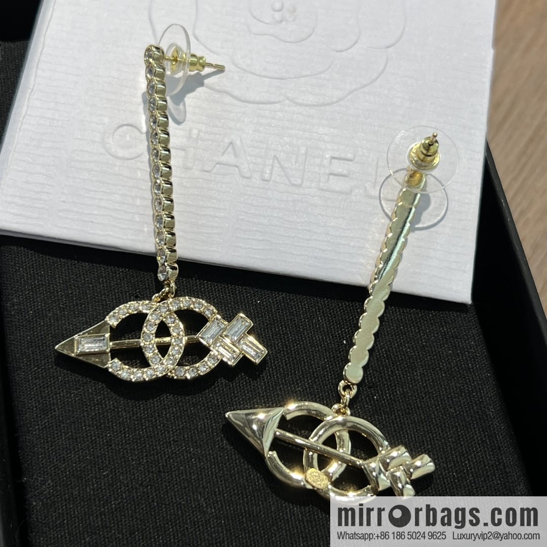 New ☑️ Chanel double c arrow stud earrings