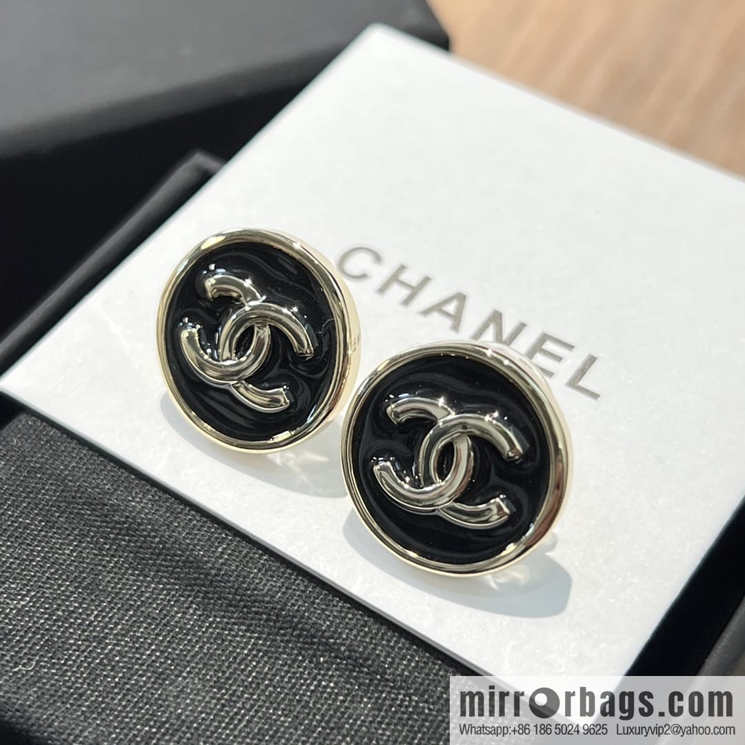 New ☑️ Chanel c1 double c round black stud earrings