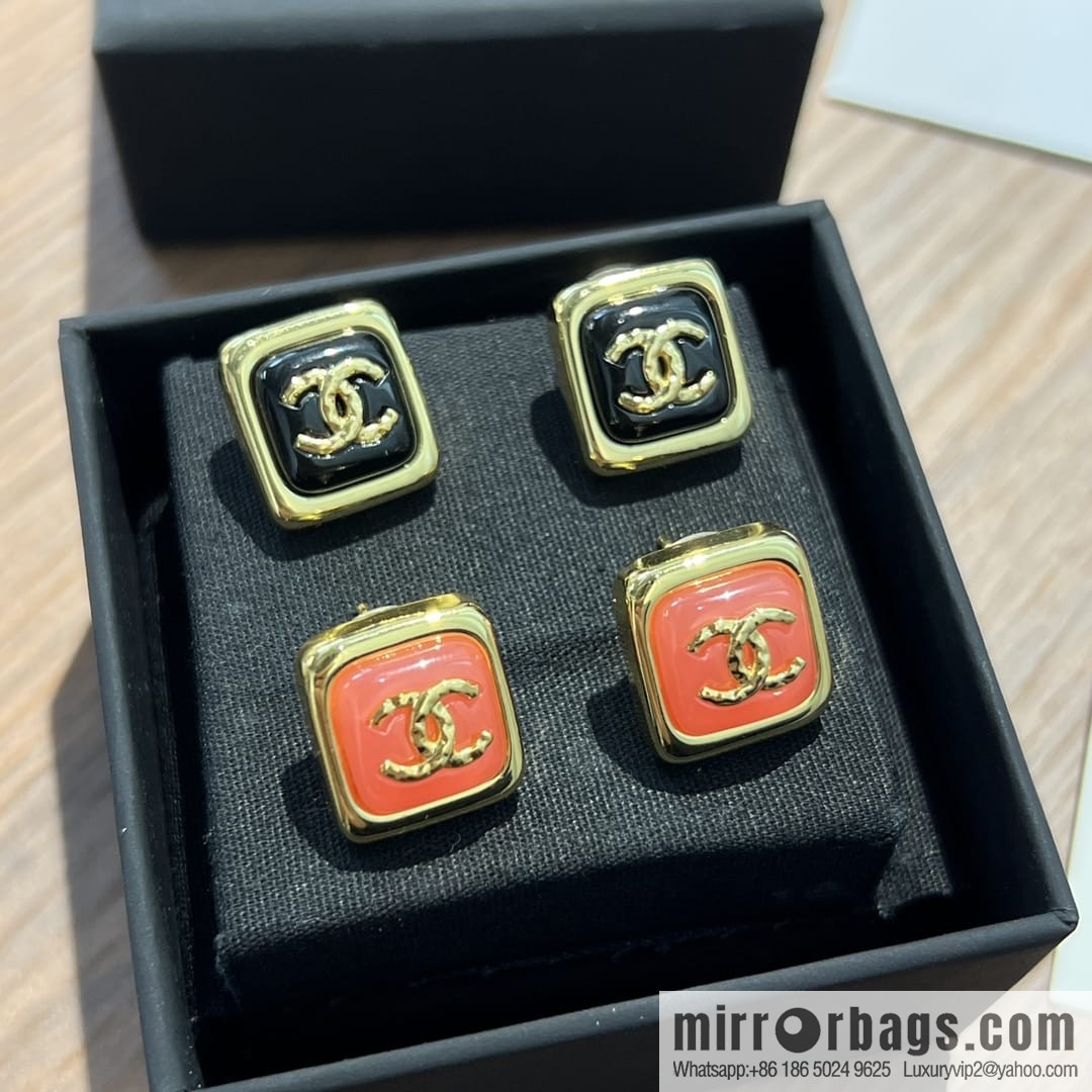 New ☑️ Chanel c1 double c square stud earrings