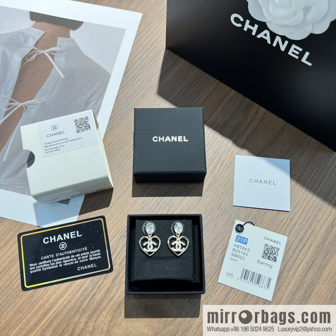 New ☑️ Chanel c2 double c gold peach heart love stud earrings