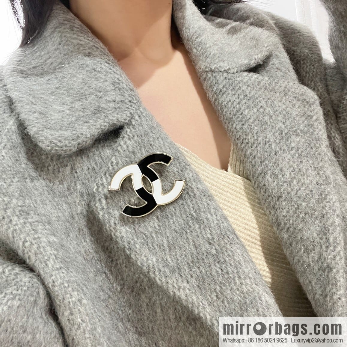 New ☑️ Chanel double c black and white brooch