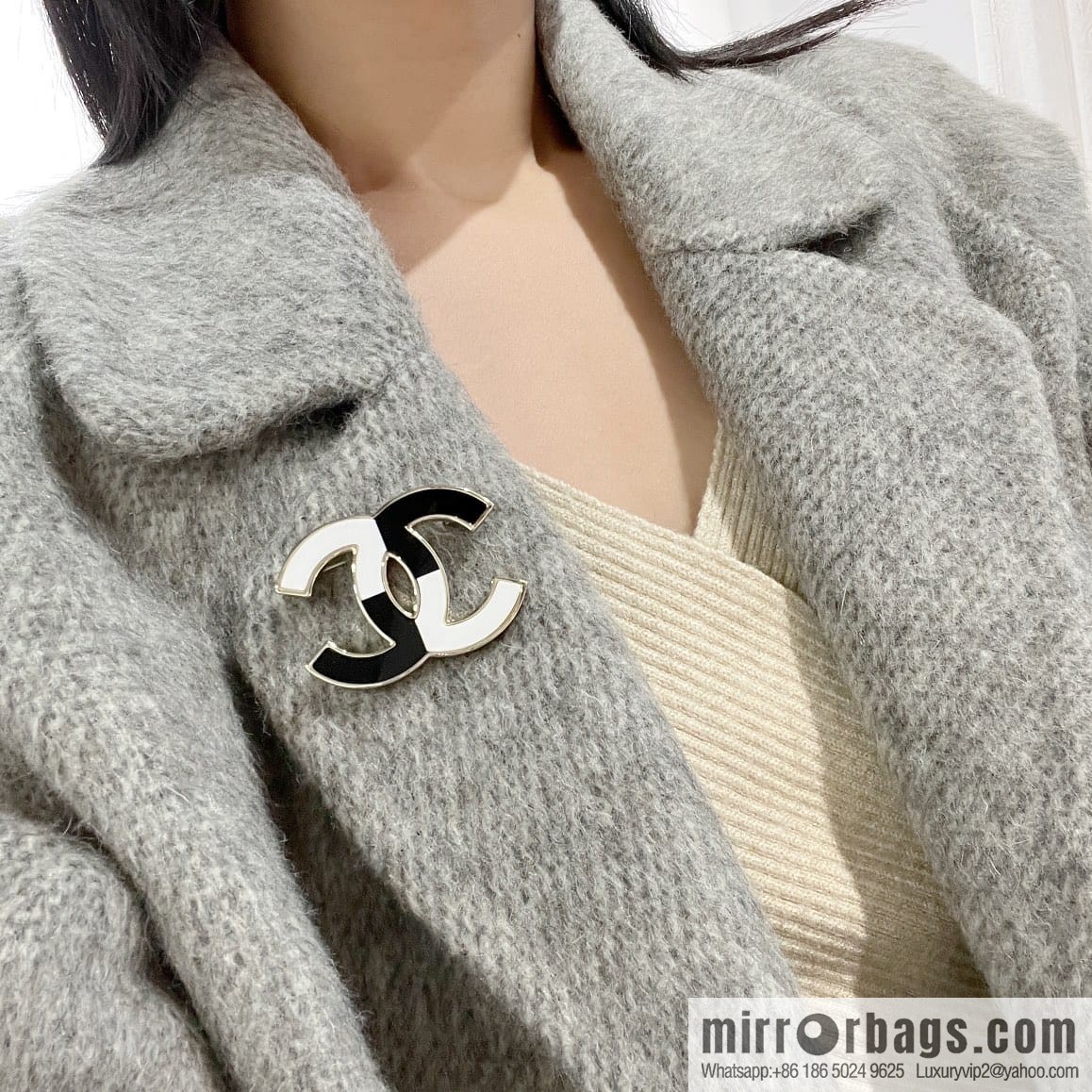 New ☑️ Chanel double c black and white brooch