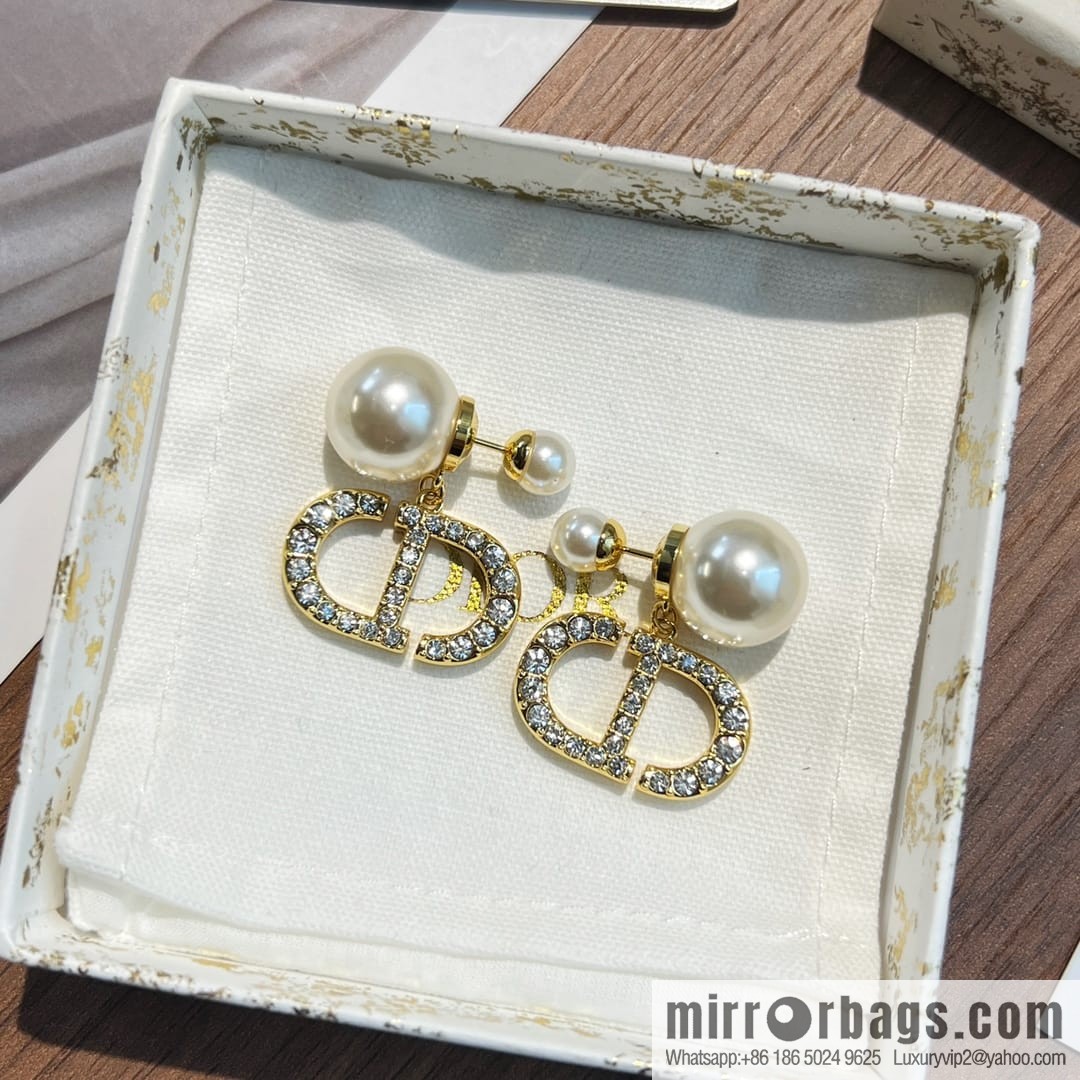 New ☑️ Dior size pearl full diamond CD stud earrings